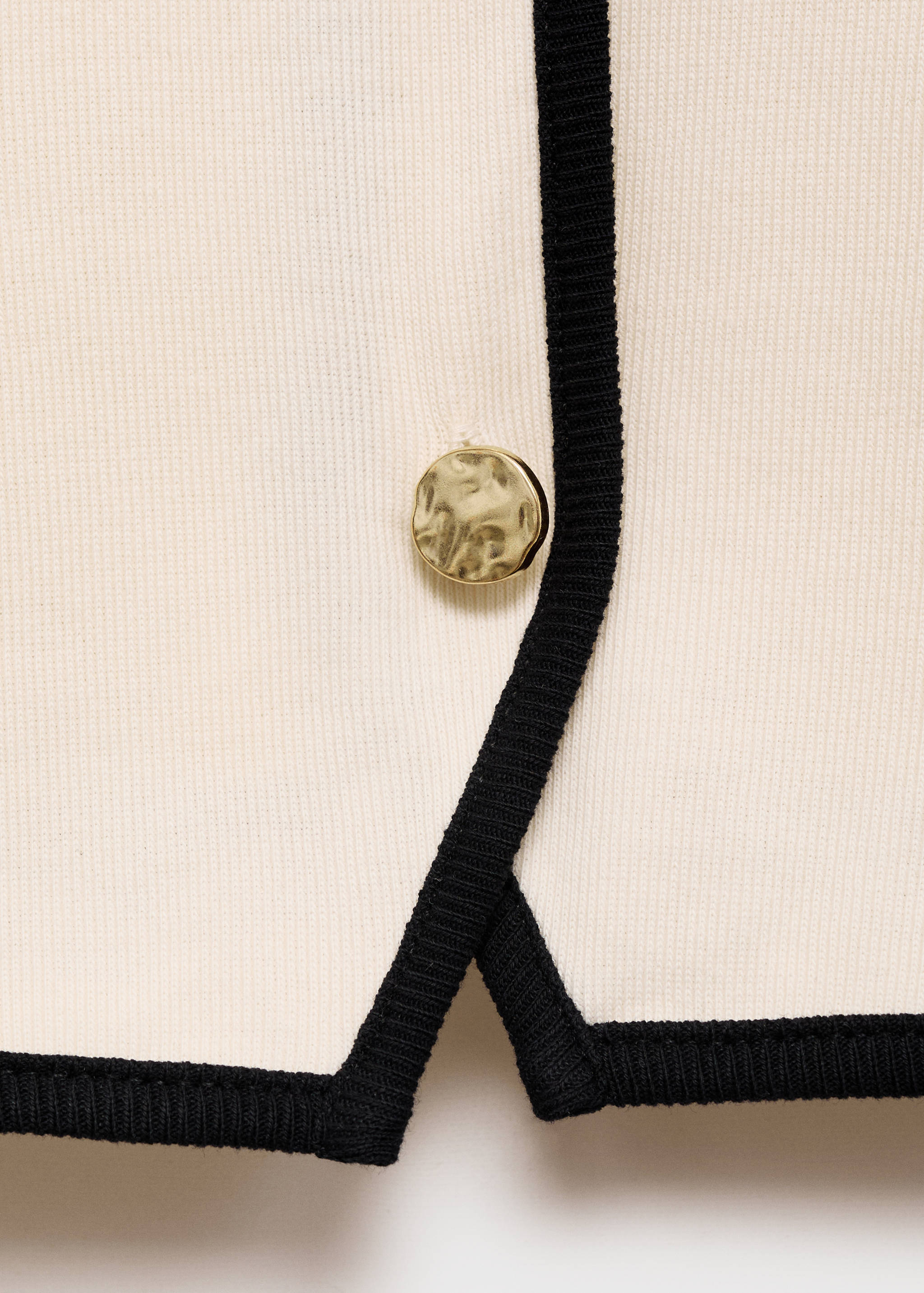 Cotton t-shirt with contrasting trim - Details of the article 0