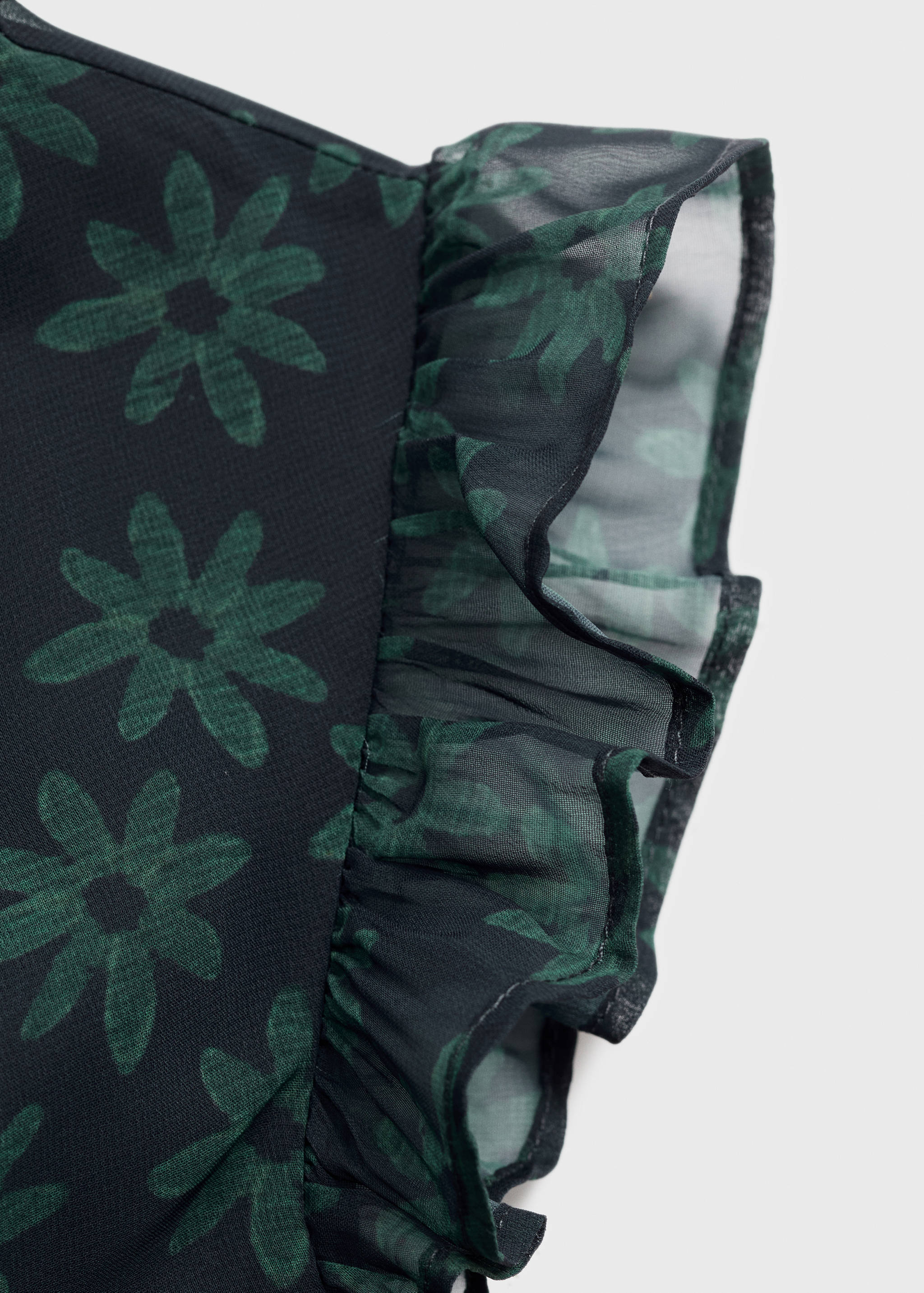 Floral blouse with ruffles - Details of the article 0