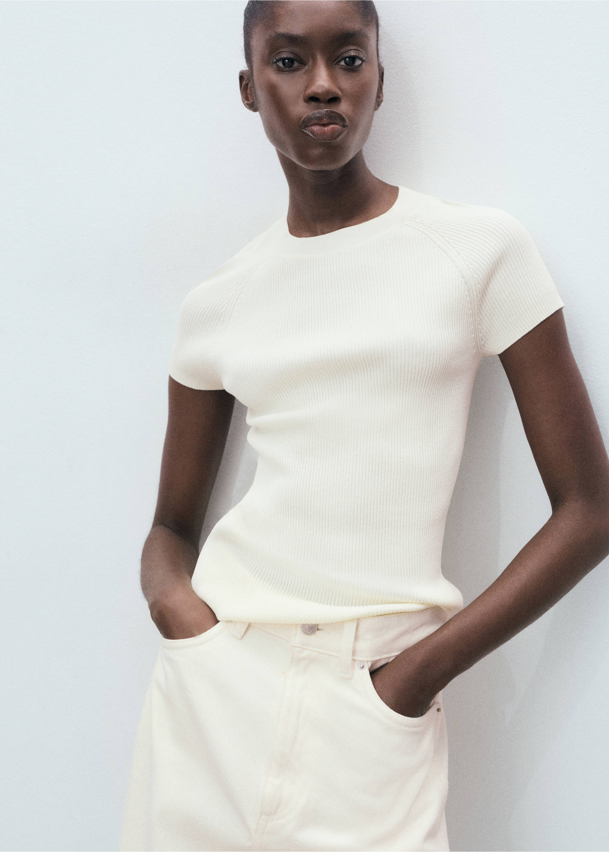 Ribbed-knit short-sleeved sweater - Medium plane, Ecru. Ref: 17094097-00.