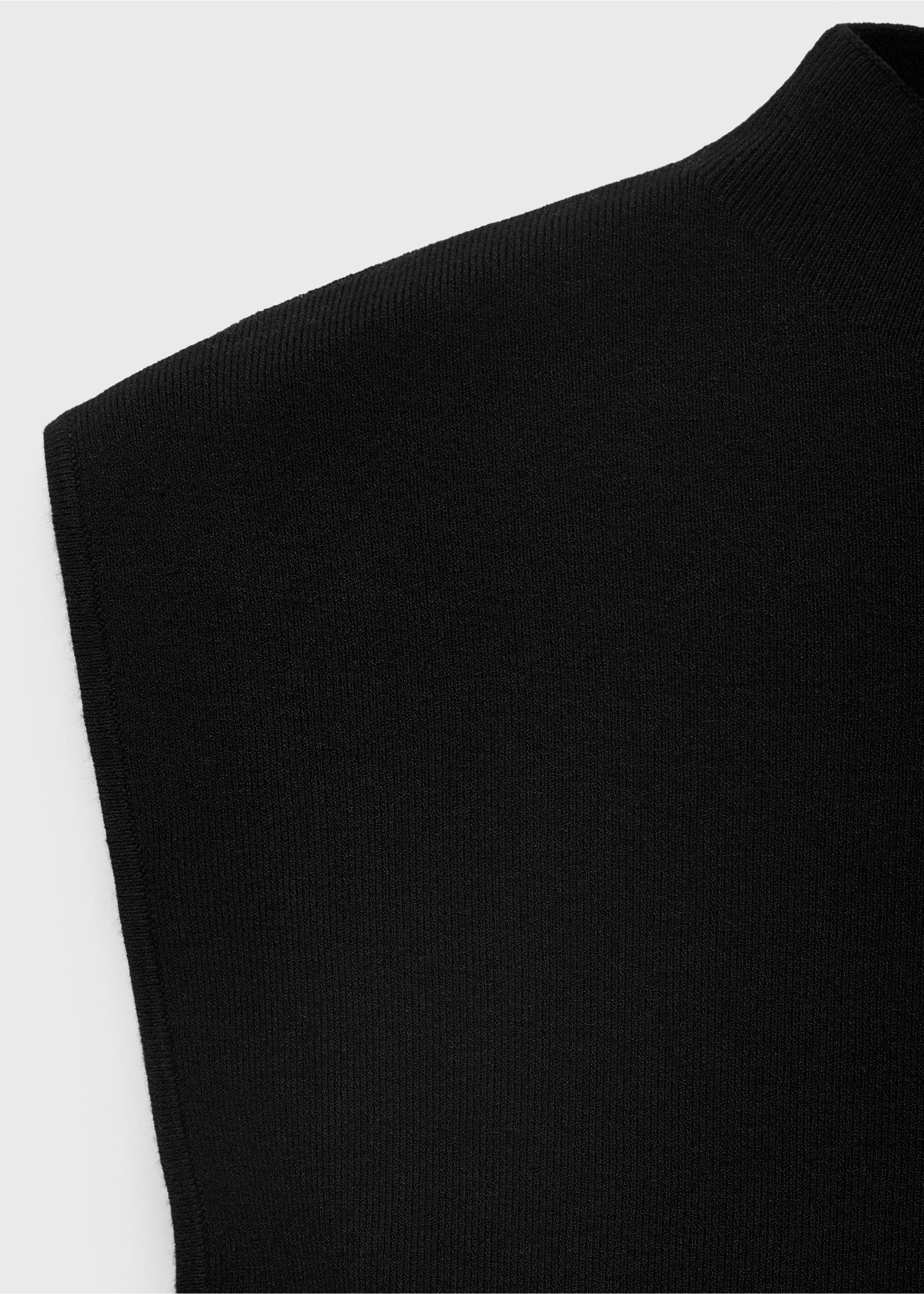 Perkins-neck knitted top - Details of the article 8, Black. Ref: 17094098-00.