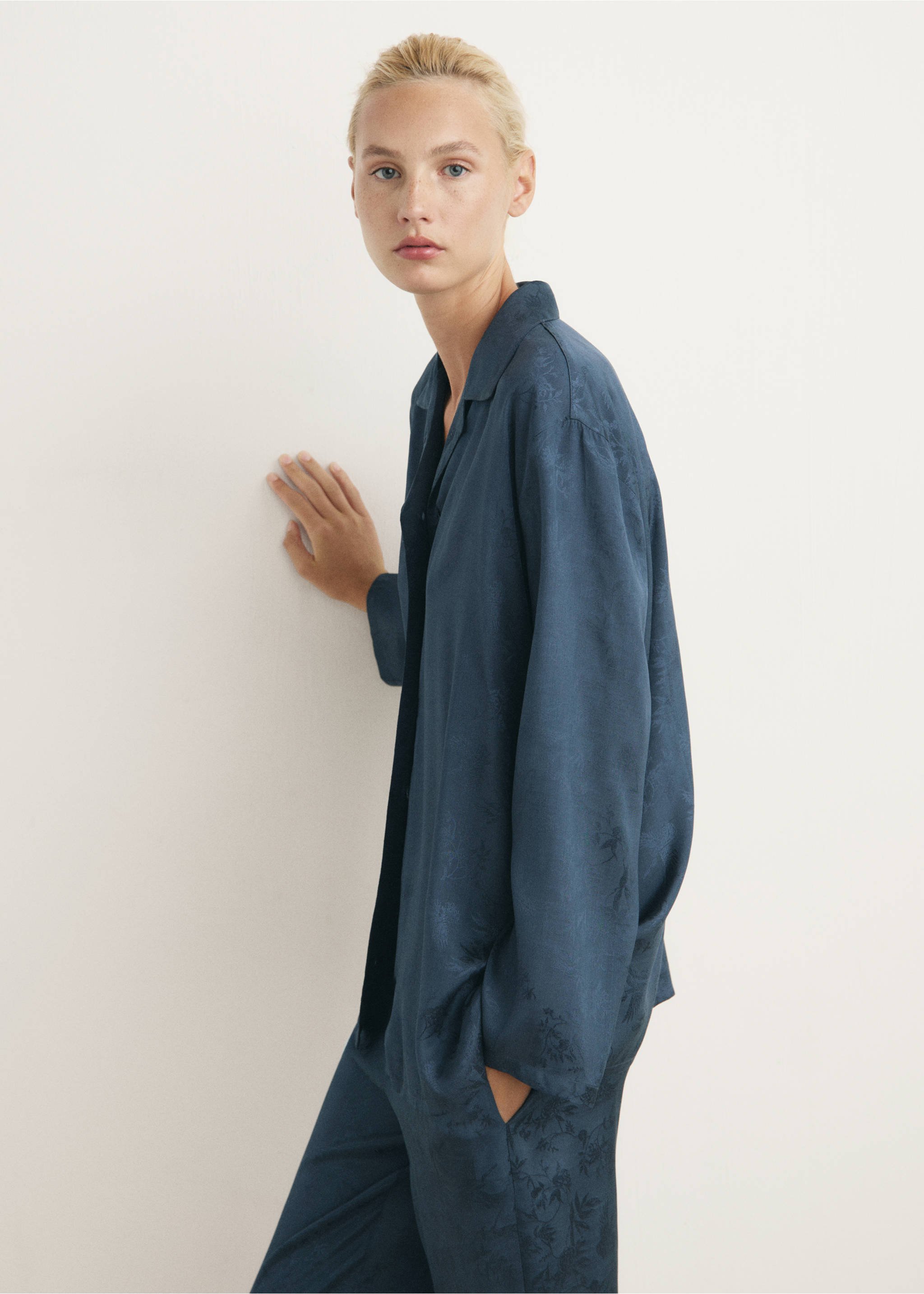 Jacquard satin pyjama shirt - Medium plane, Night Blue. Ref: 17094106-00.