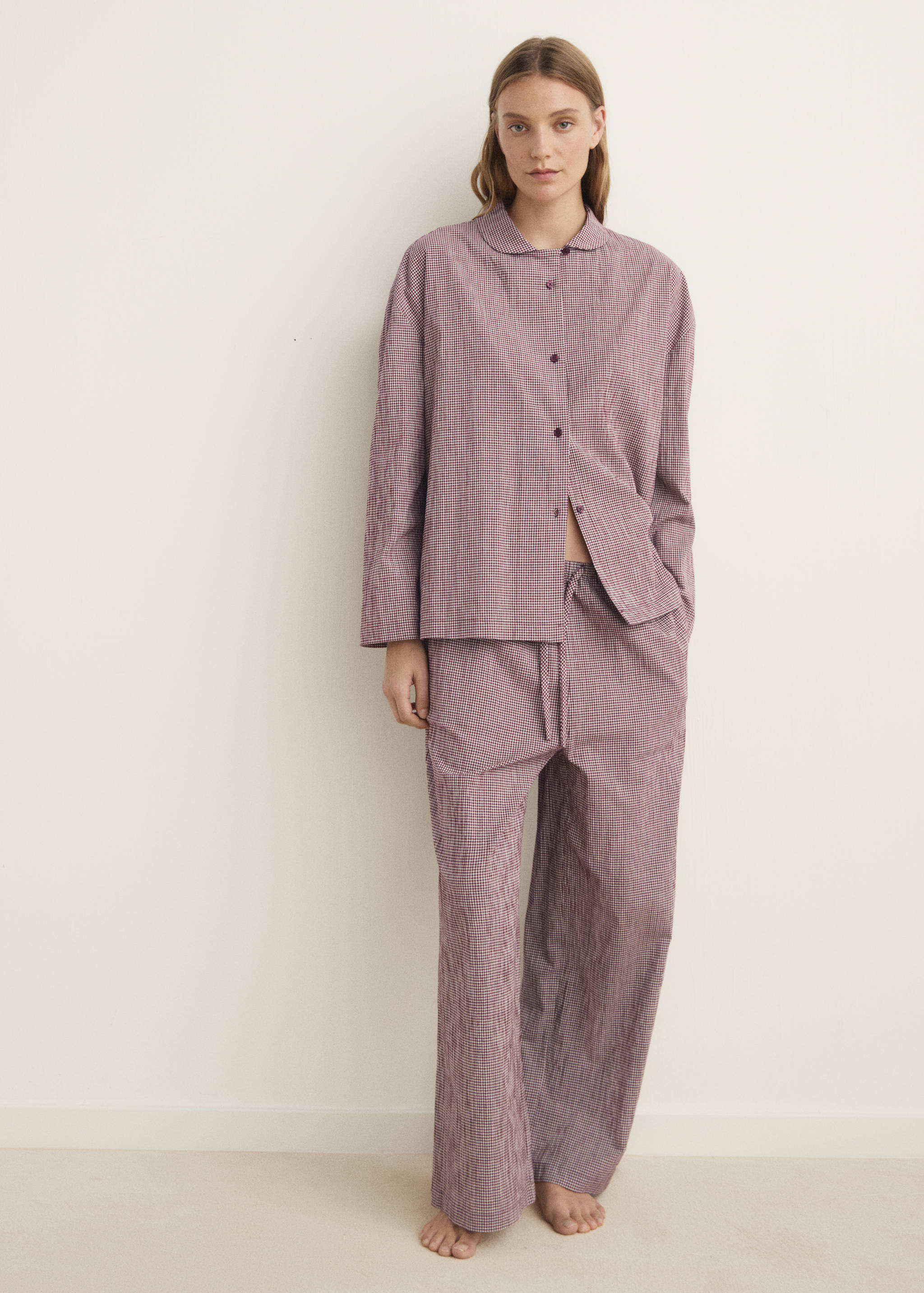 Two-piece cotton pyjamas in gingham check - General plane
