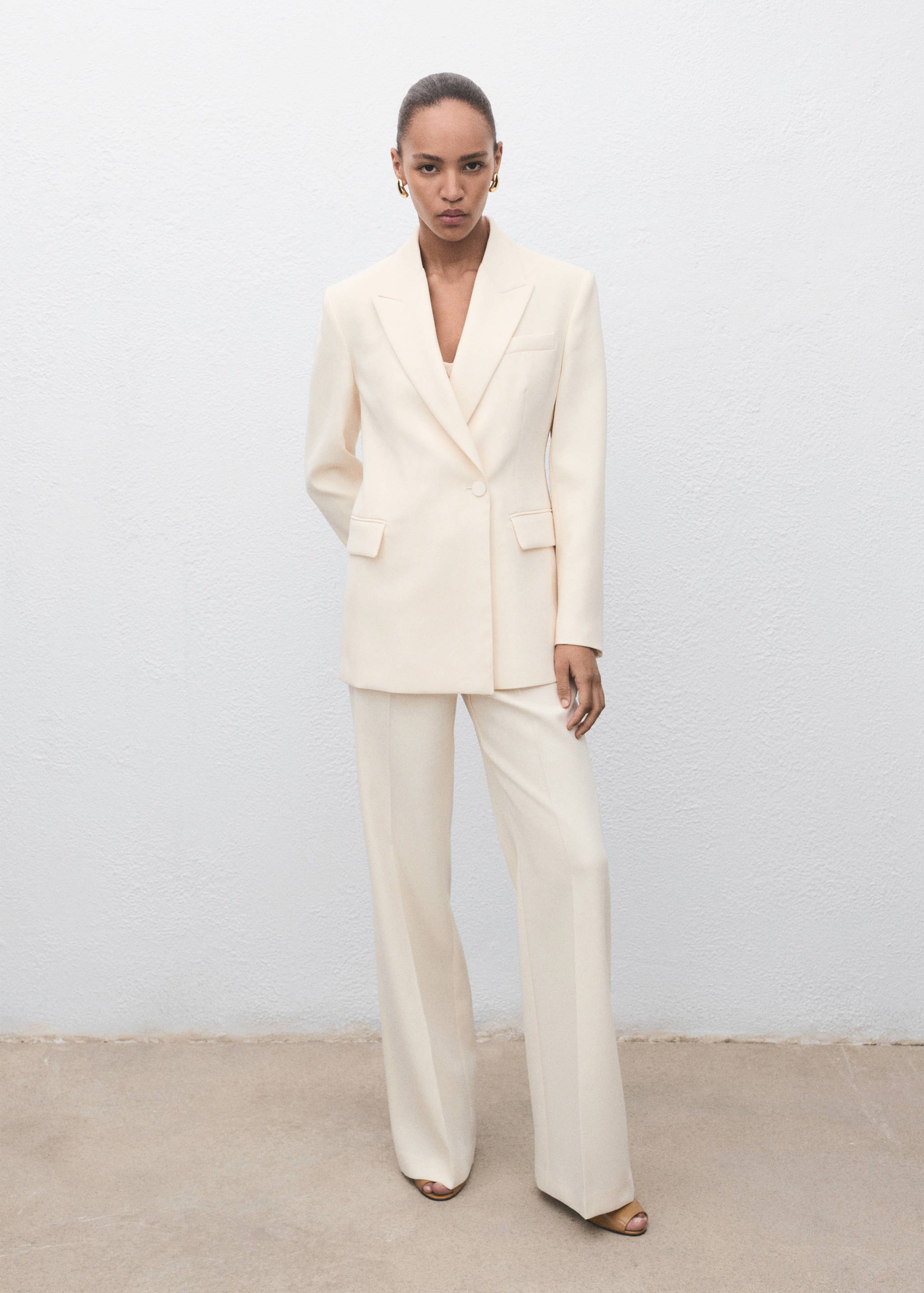 Double-breasted suit blazer - General plane