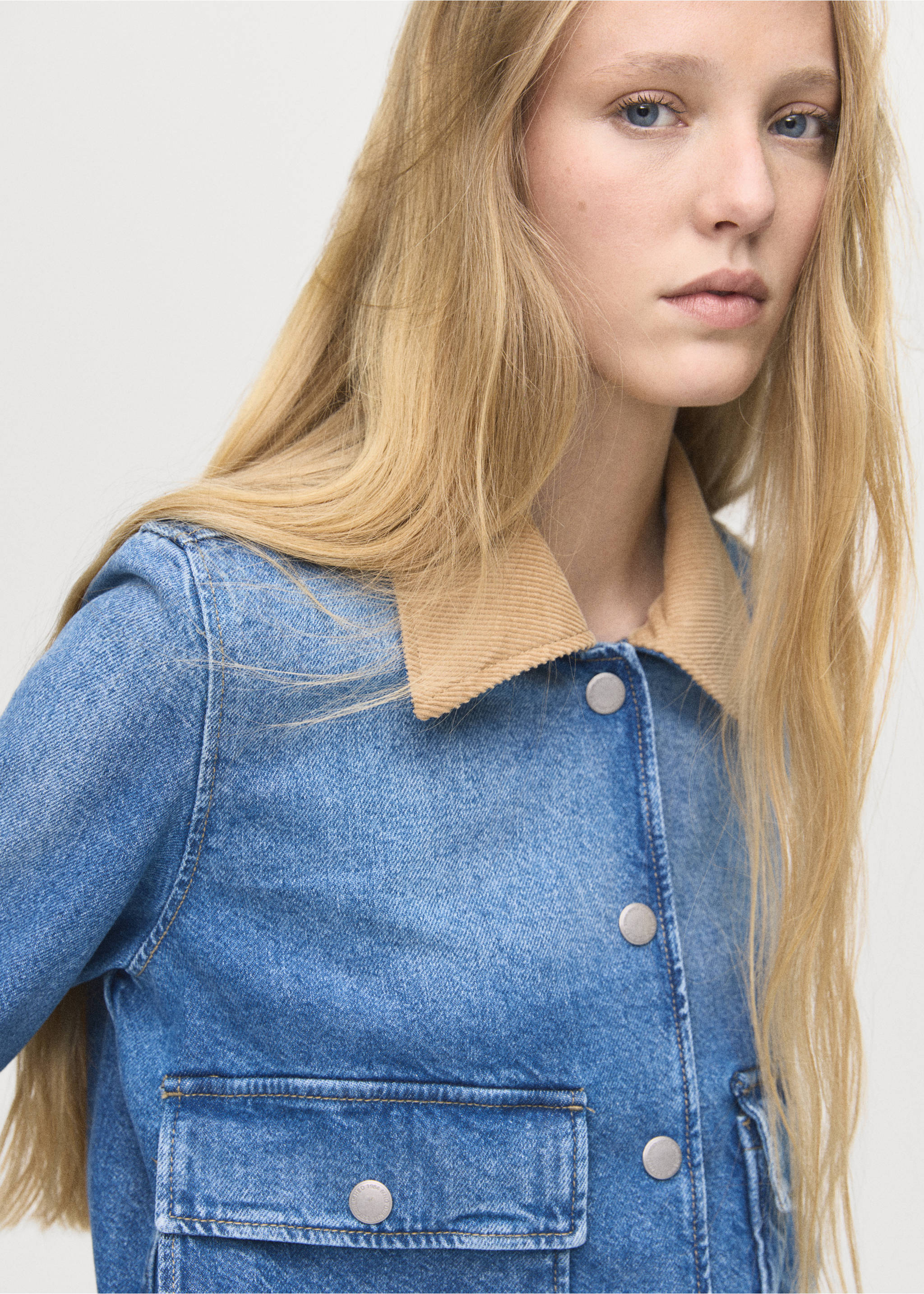 Corduroy collar denim jacket - Details of the article 1, Medium Blue. Ref: 17094121-00.