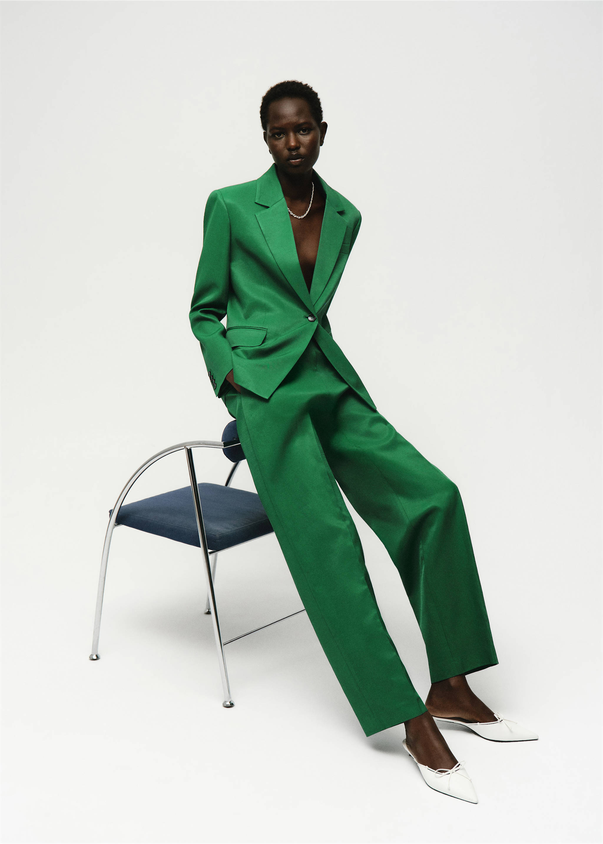 Linen-blend suit jacket - Details of the article 6, Green. Ref: 17094135-00.