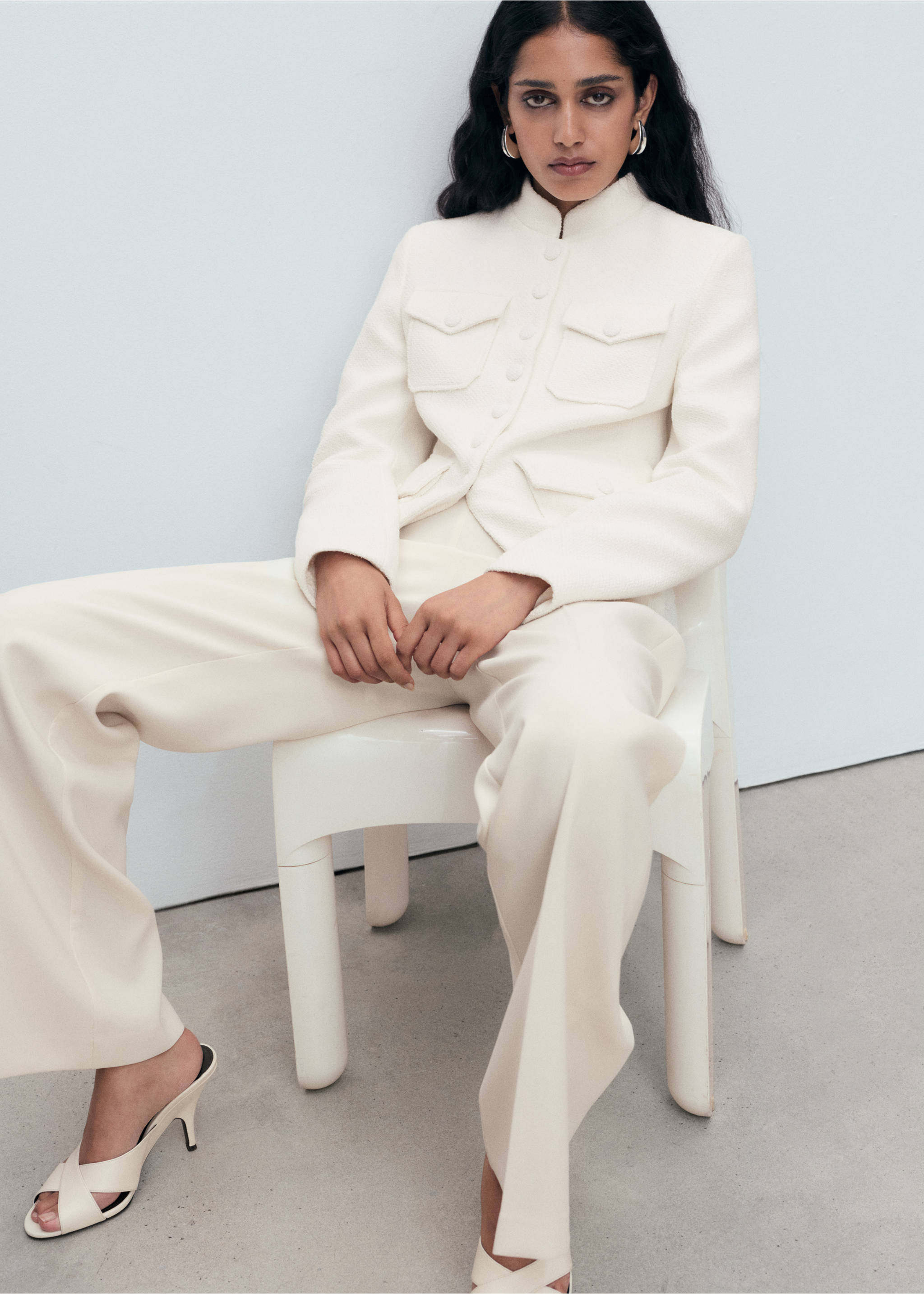 Bouclé jacket with pockets - Details of the article 2, White. Ref: 17094136-00.