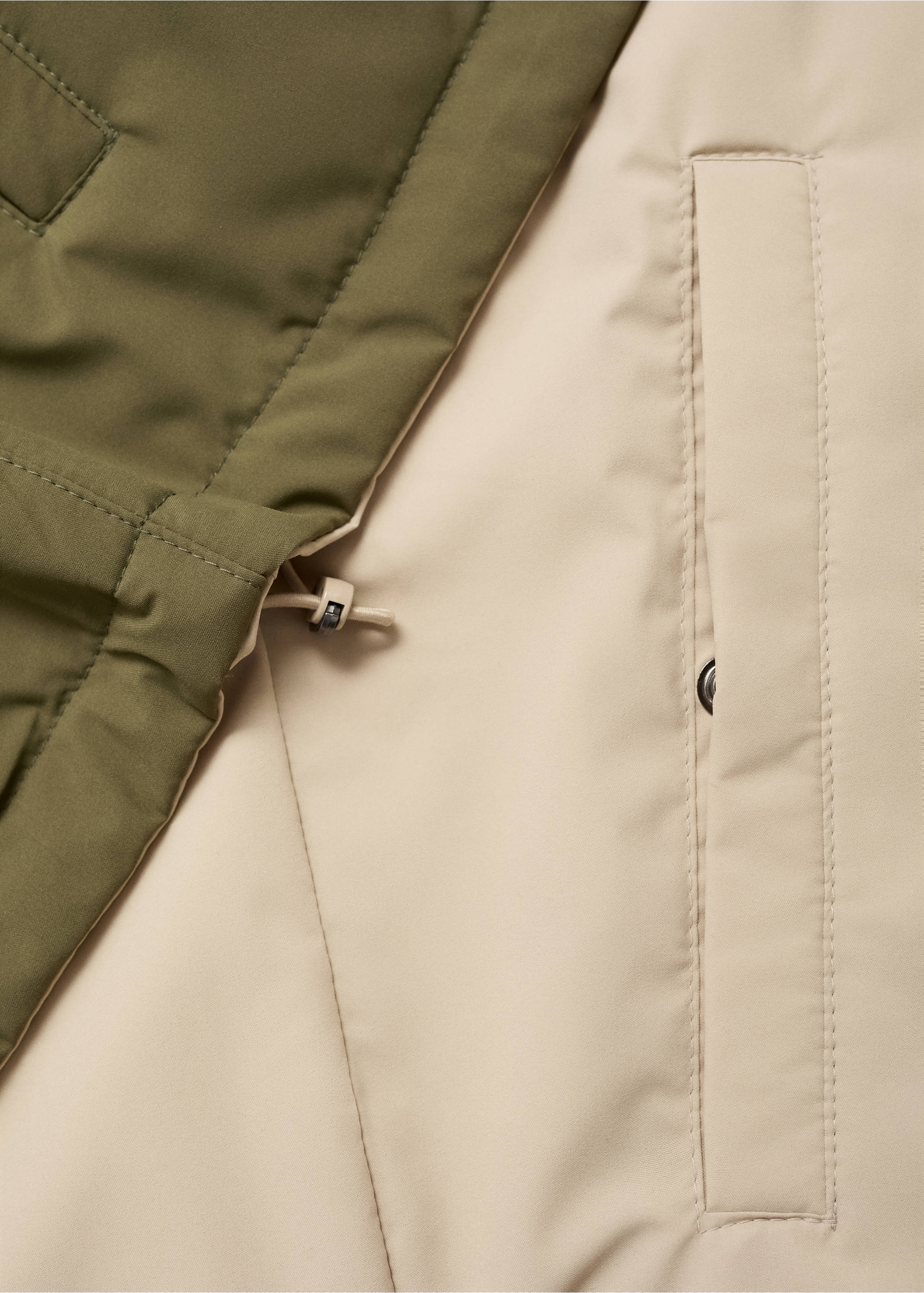 Reversible water-repellent gilet - Details of the article 0, Green. Ref: 17094402-00.