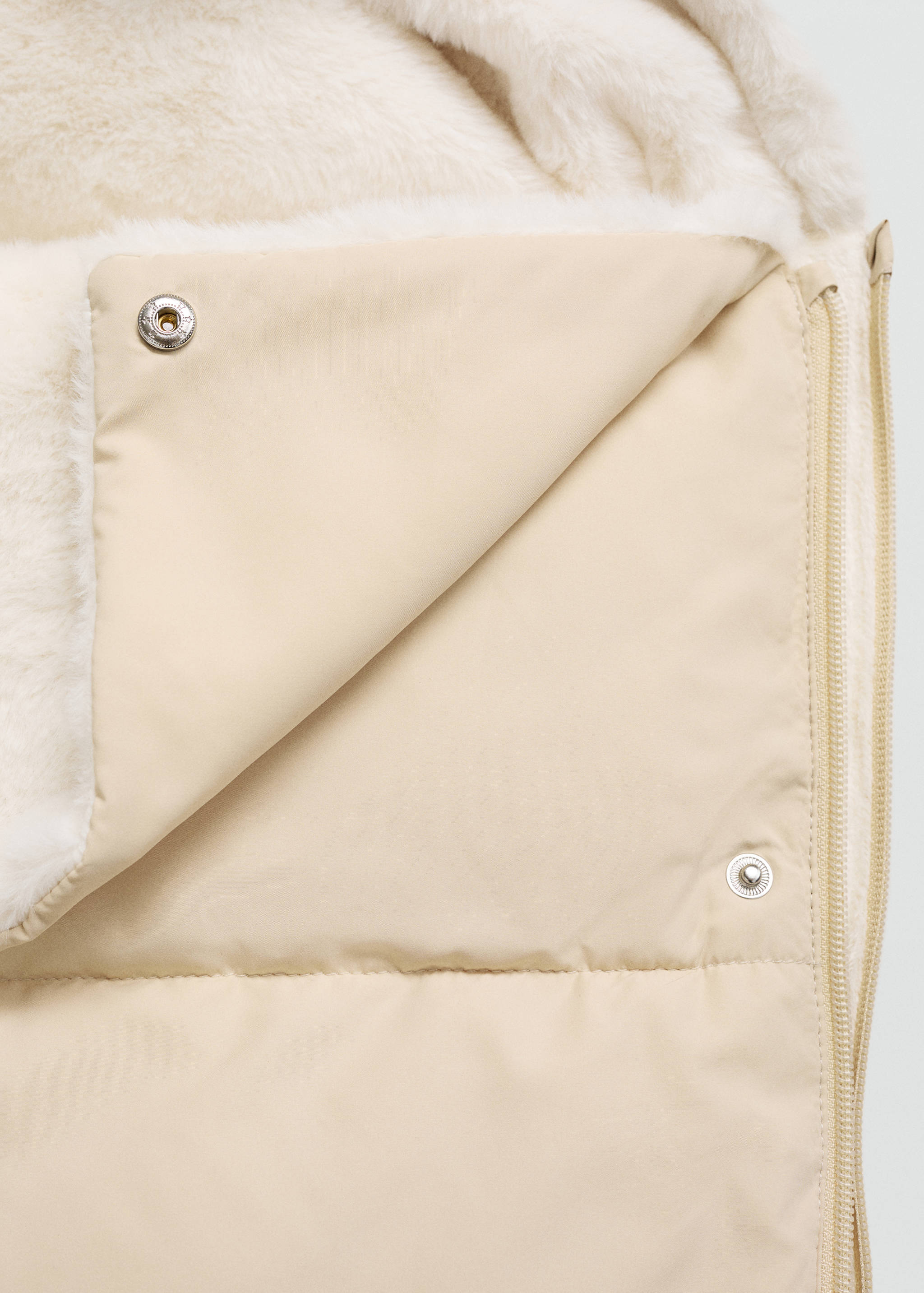 Fur-effect walking bag - Details of the article 1