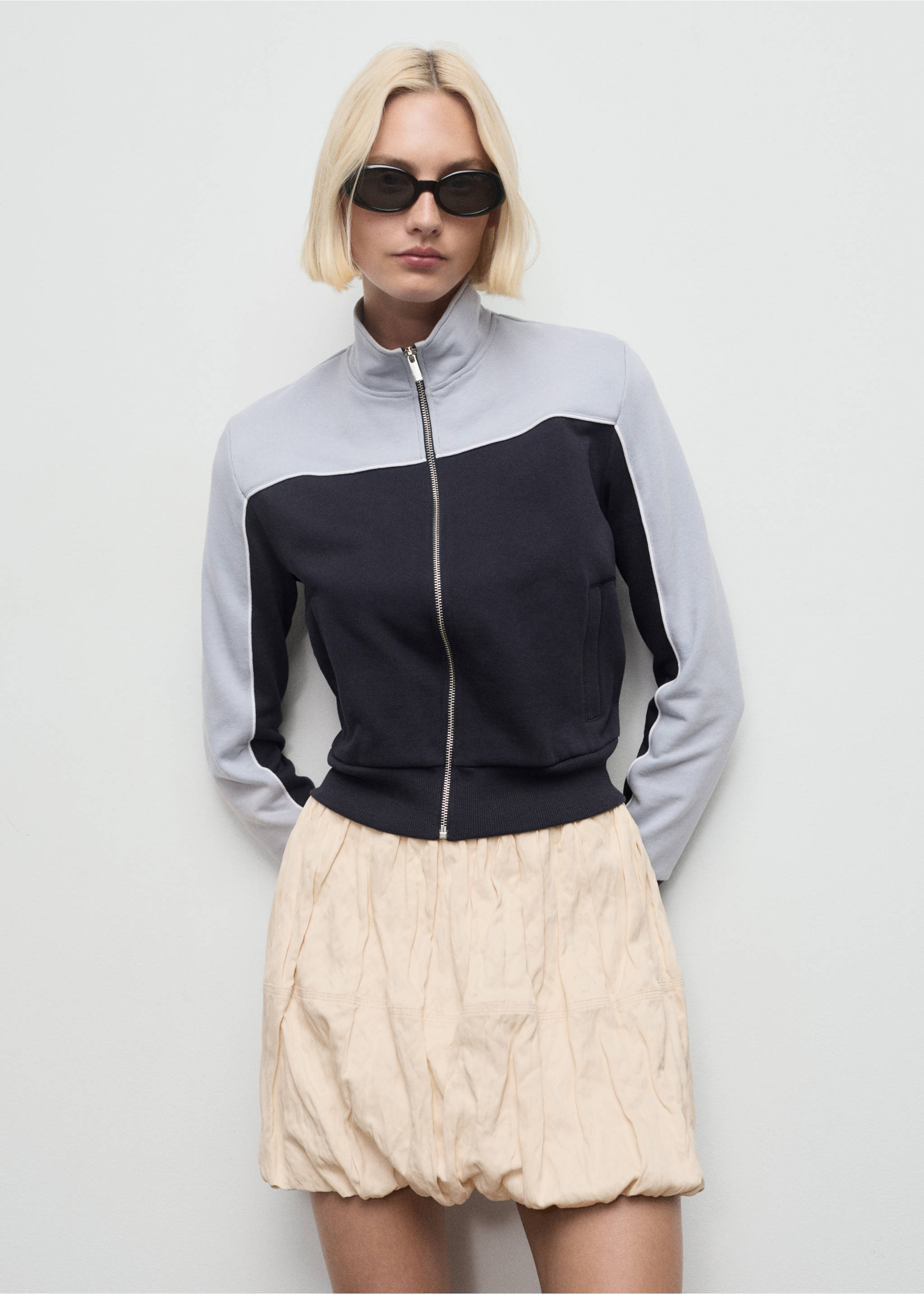 Wrinkled-effect balloon skirt - Medium plane, Beige. Ref: 17094407-00.