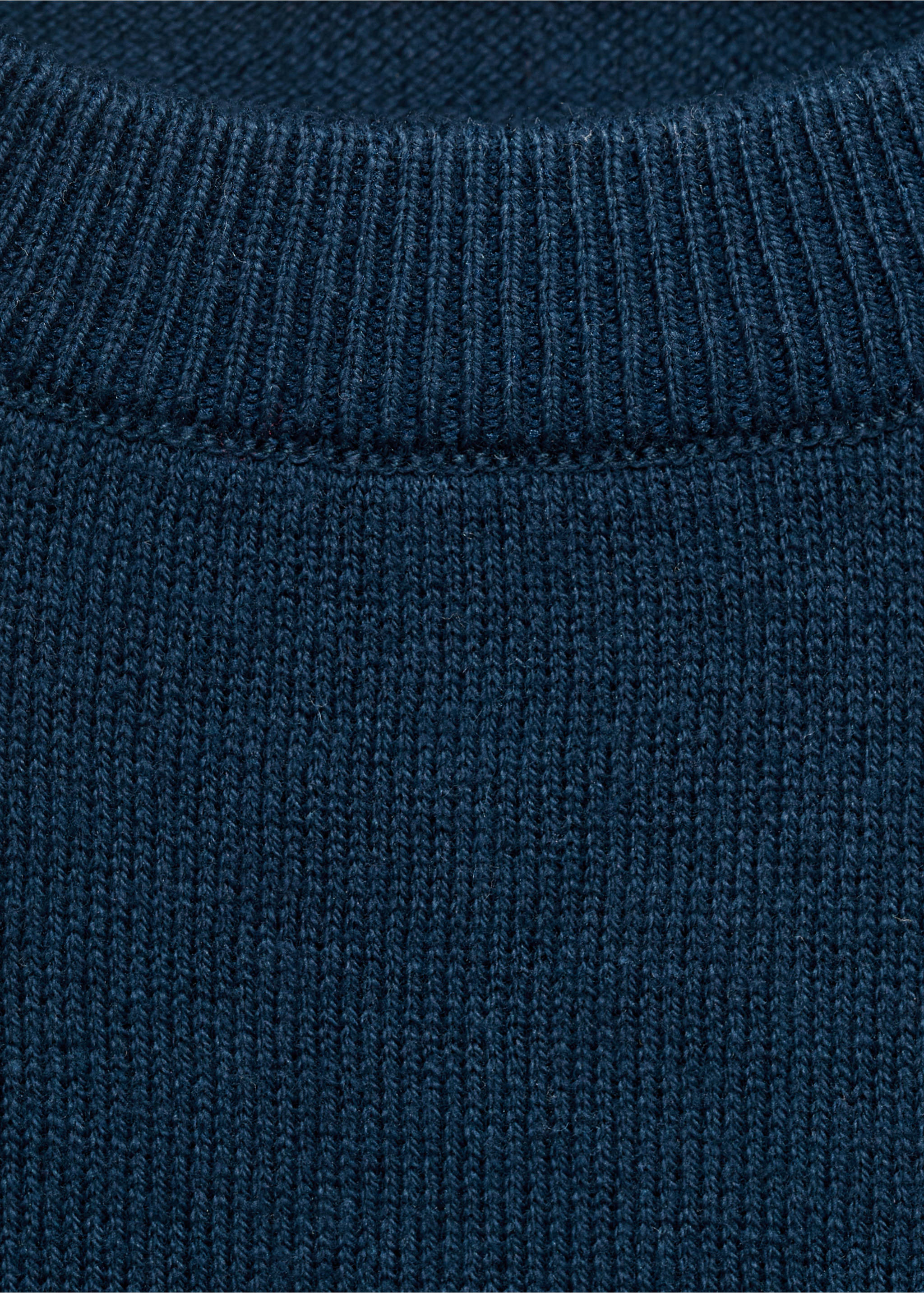 Essential cotton-blend sweater - Details of the article 8, Navy. Ref: 17094412-00.