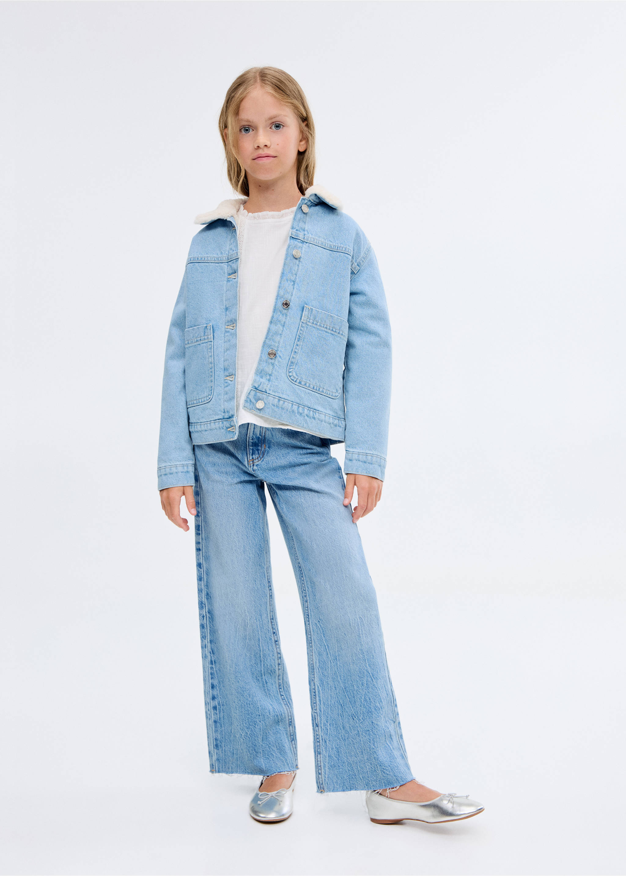Jeansjacke mit Innenfutter aus Fell - Allgemeine Ansicht, Hellblau. Ref: 17094780-00.