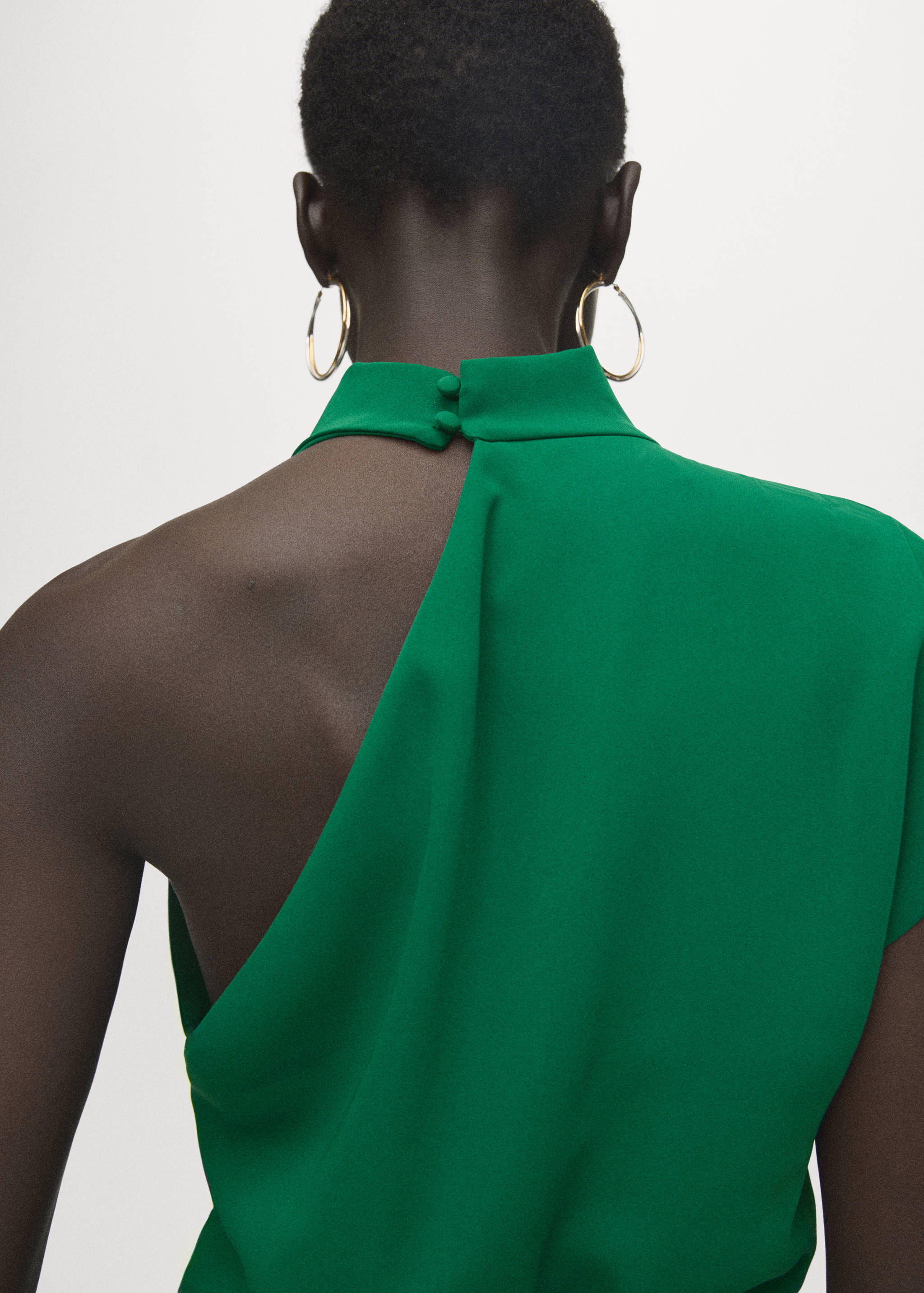 Asymmetrischer Overall mit Gürtel - Detail des Artikels 3
