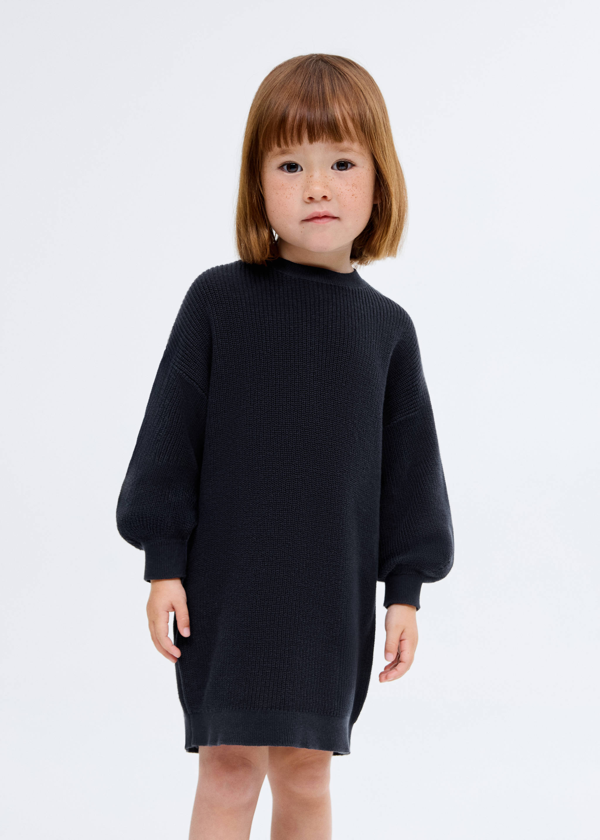 Robe maille unie - Plan moyen