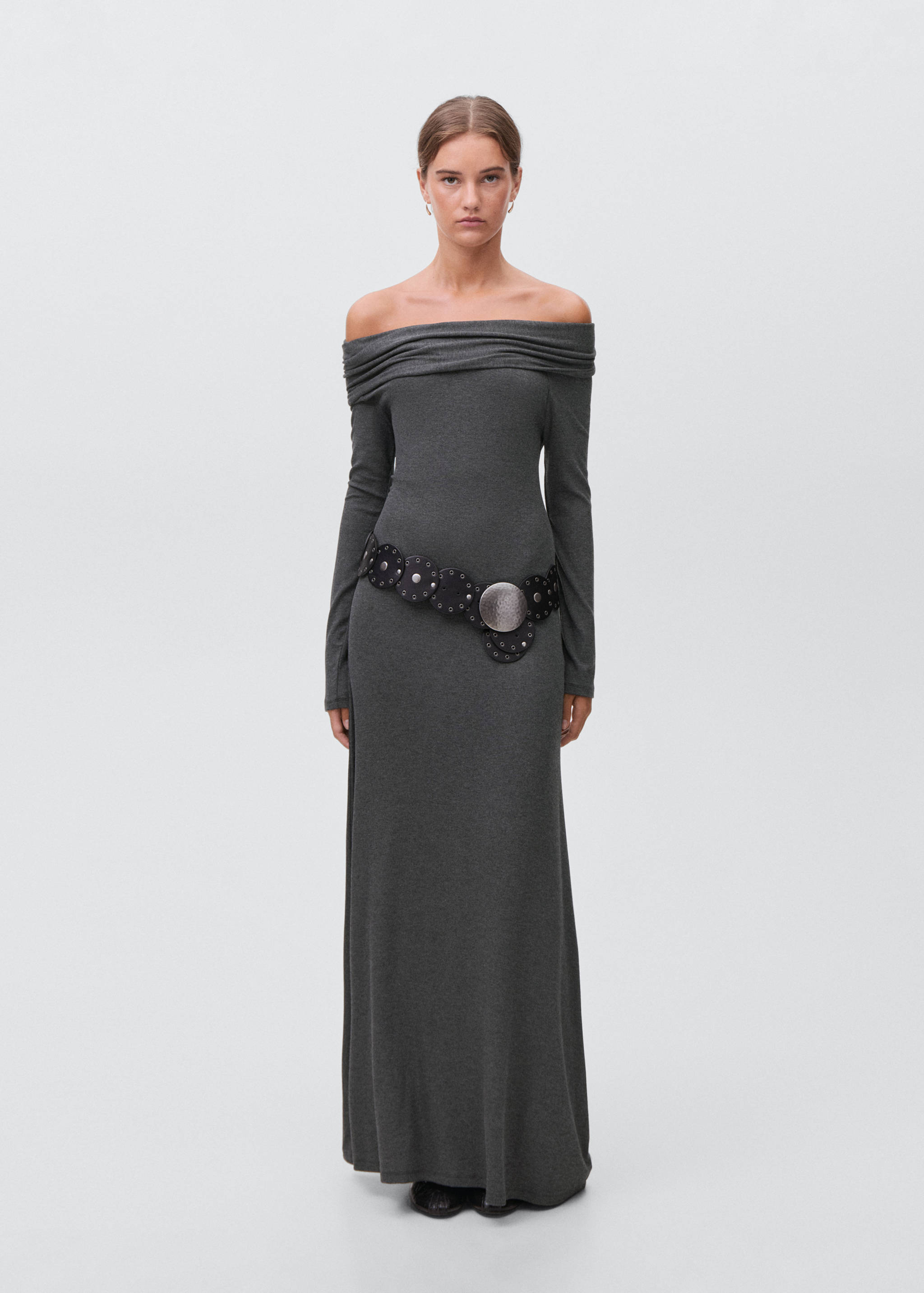 Off shoulder-klänning - Allmän bild