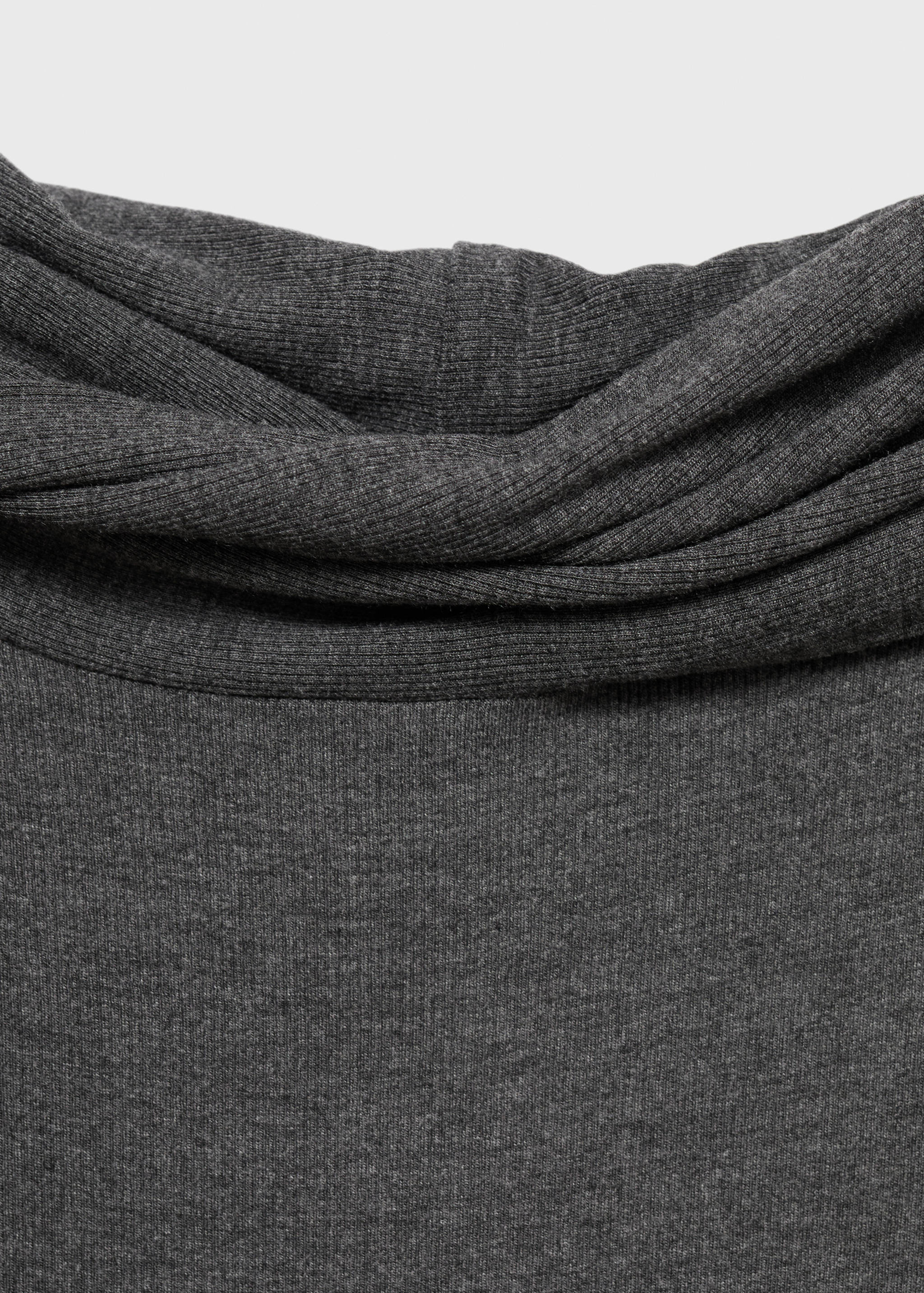 Off shoulder-klänning - Detaljer om artikeln 8