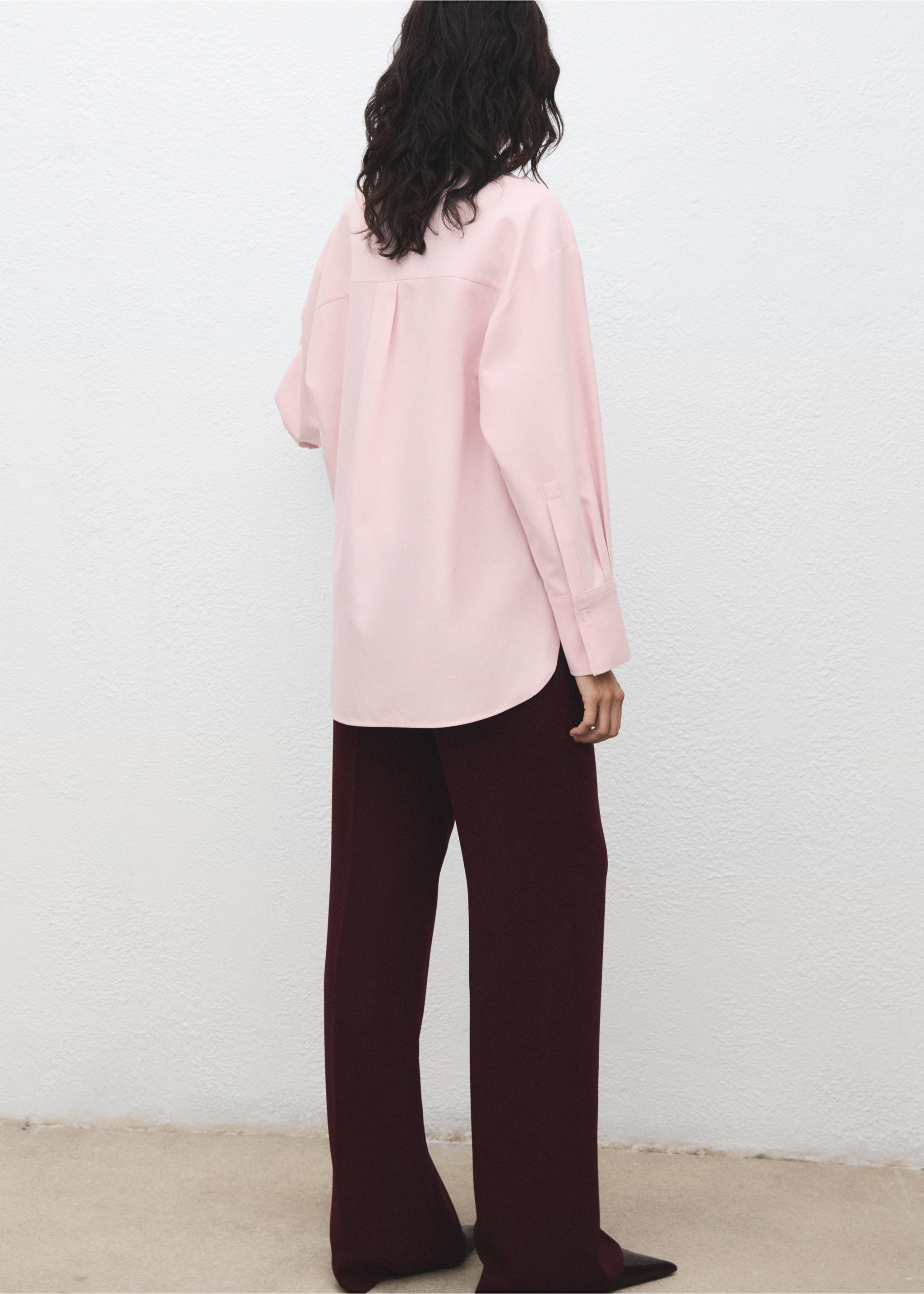 Pocket oversize shirt - Reverse of the article, Pastel Pink. Ref: 17095799-00.