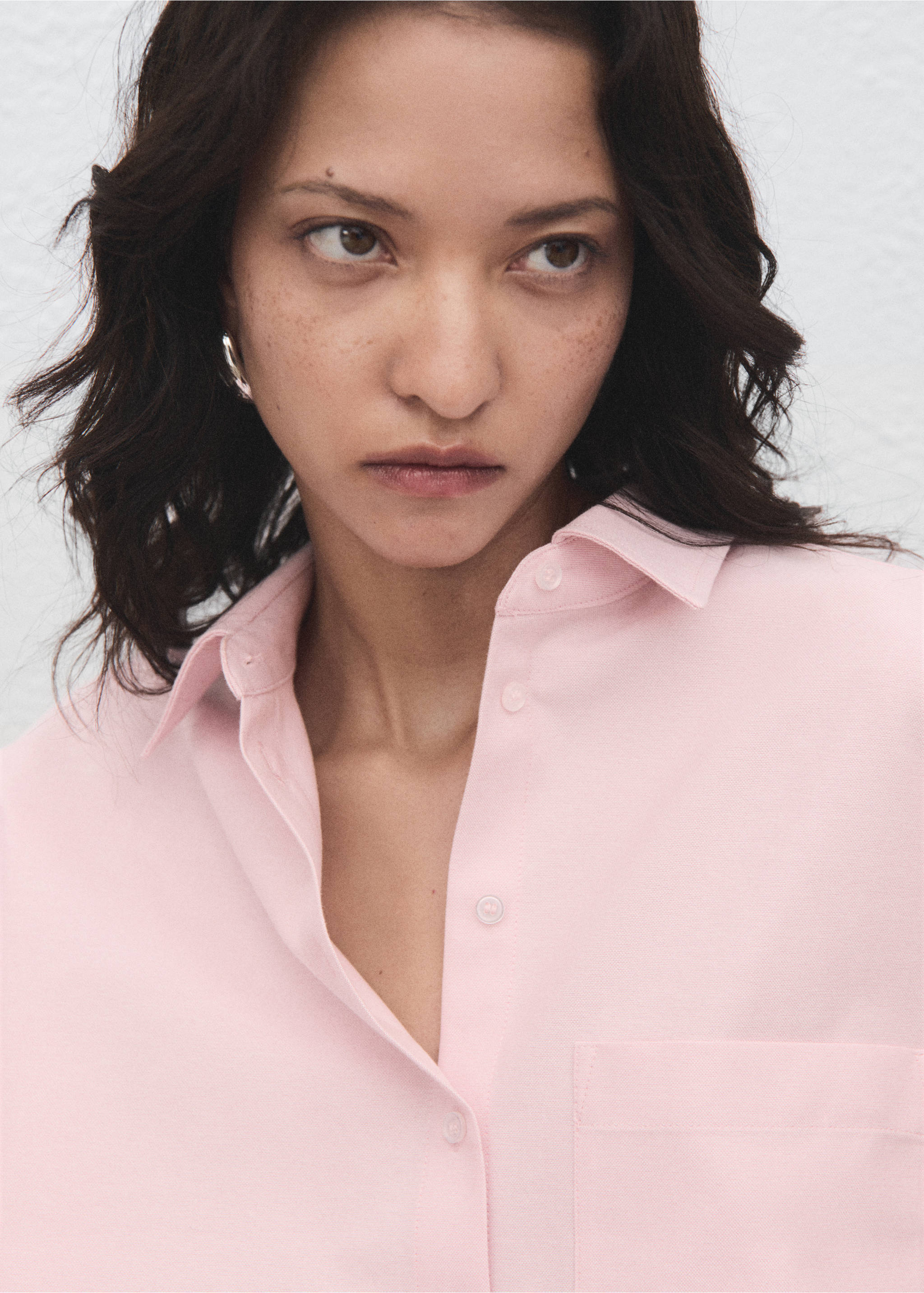 Pocket oversize shirt - Details of the article 1, Pastel Pink. Ref: 17095799-00.
