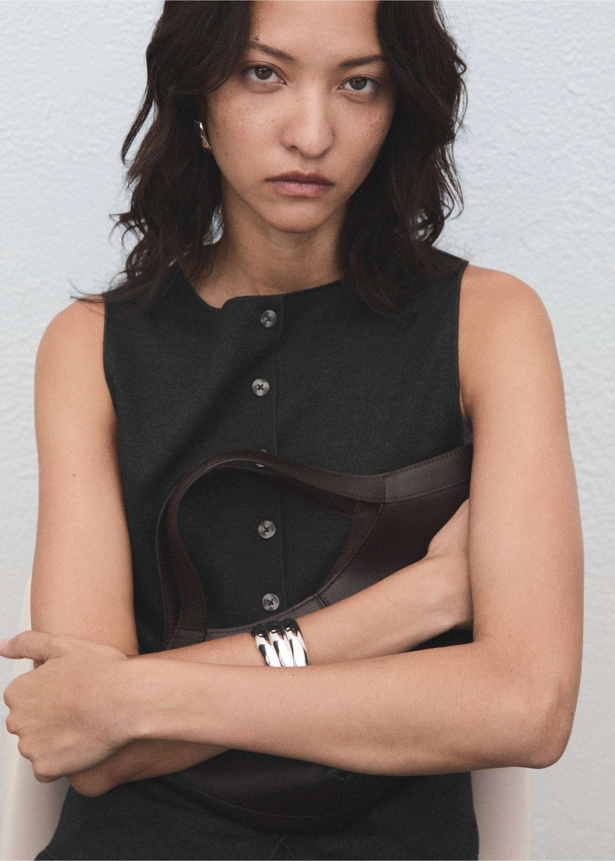 Round neck buttoned waistcoat - Medium plane, Grey. Ref: 17095815-00.