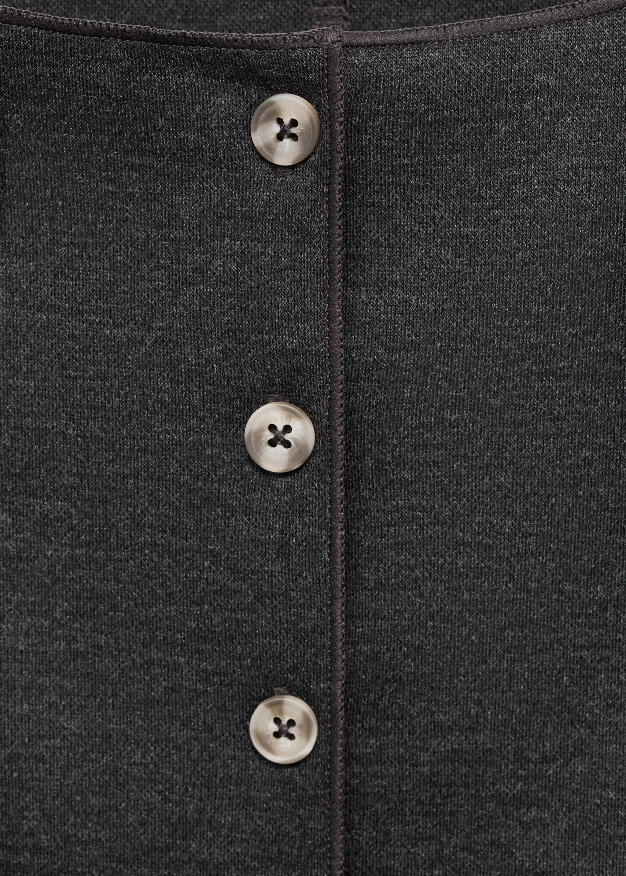 Round neck buttoned waistcoat - Details of the article 8