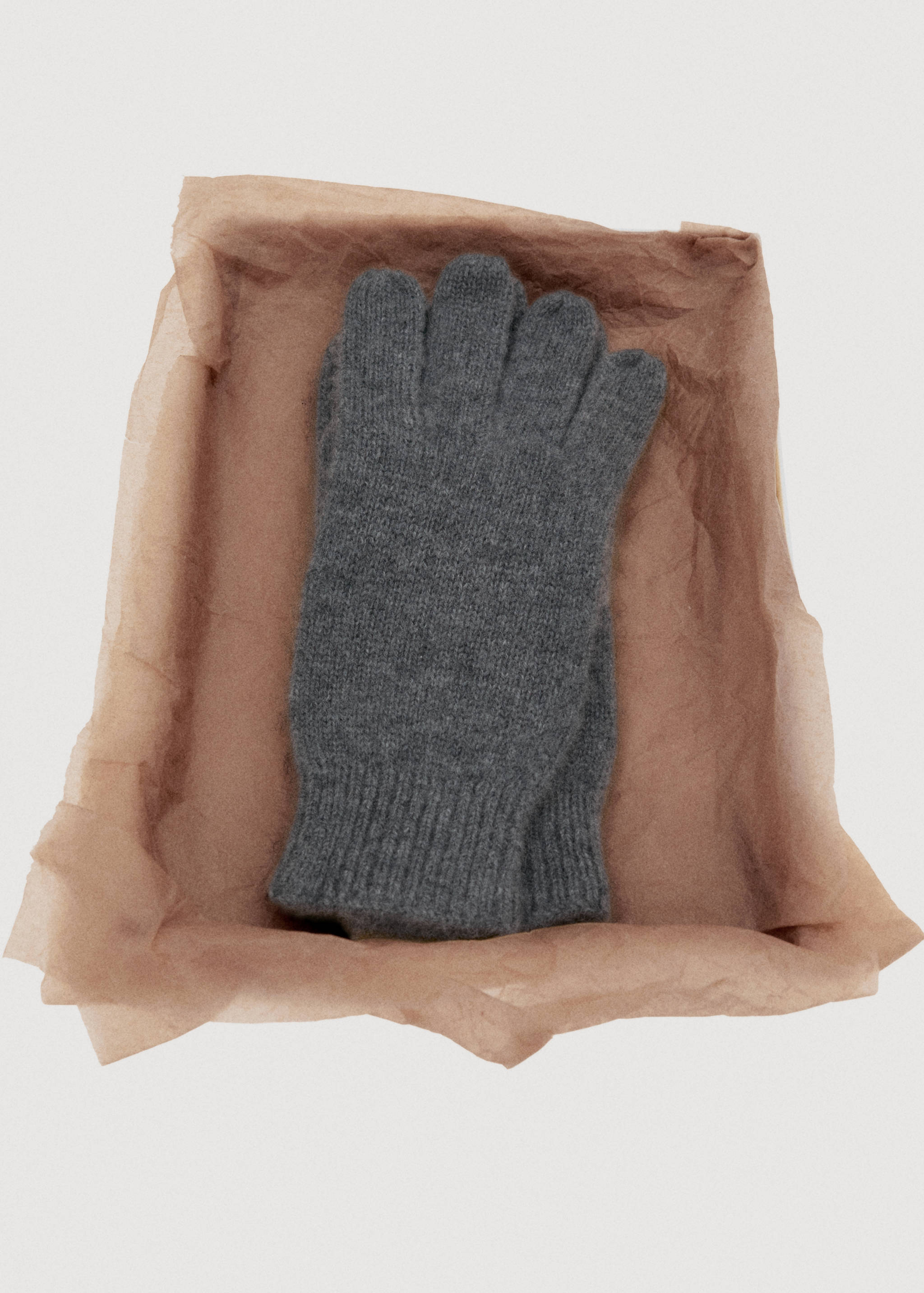 100% Cashmere gloves - Details of the article 7