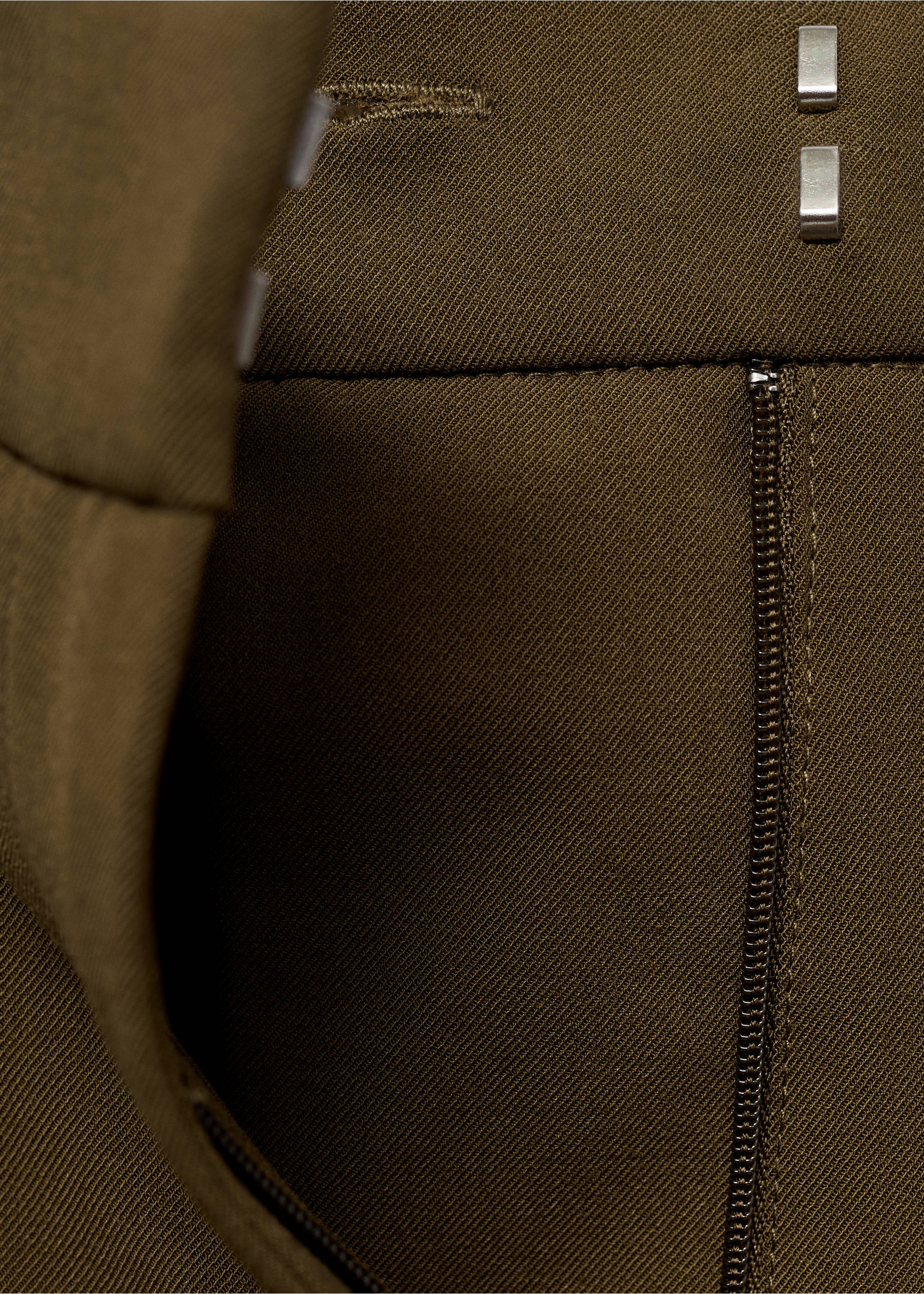 Wide leg mid-rise pleated trousers - Details of the article 8, Khaki. Ref: 17095990-00.