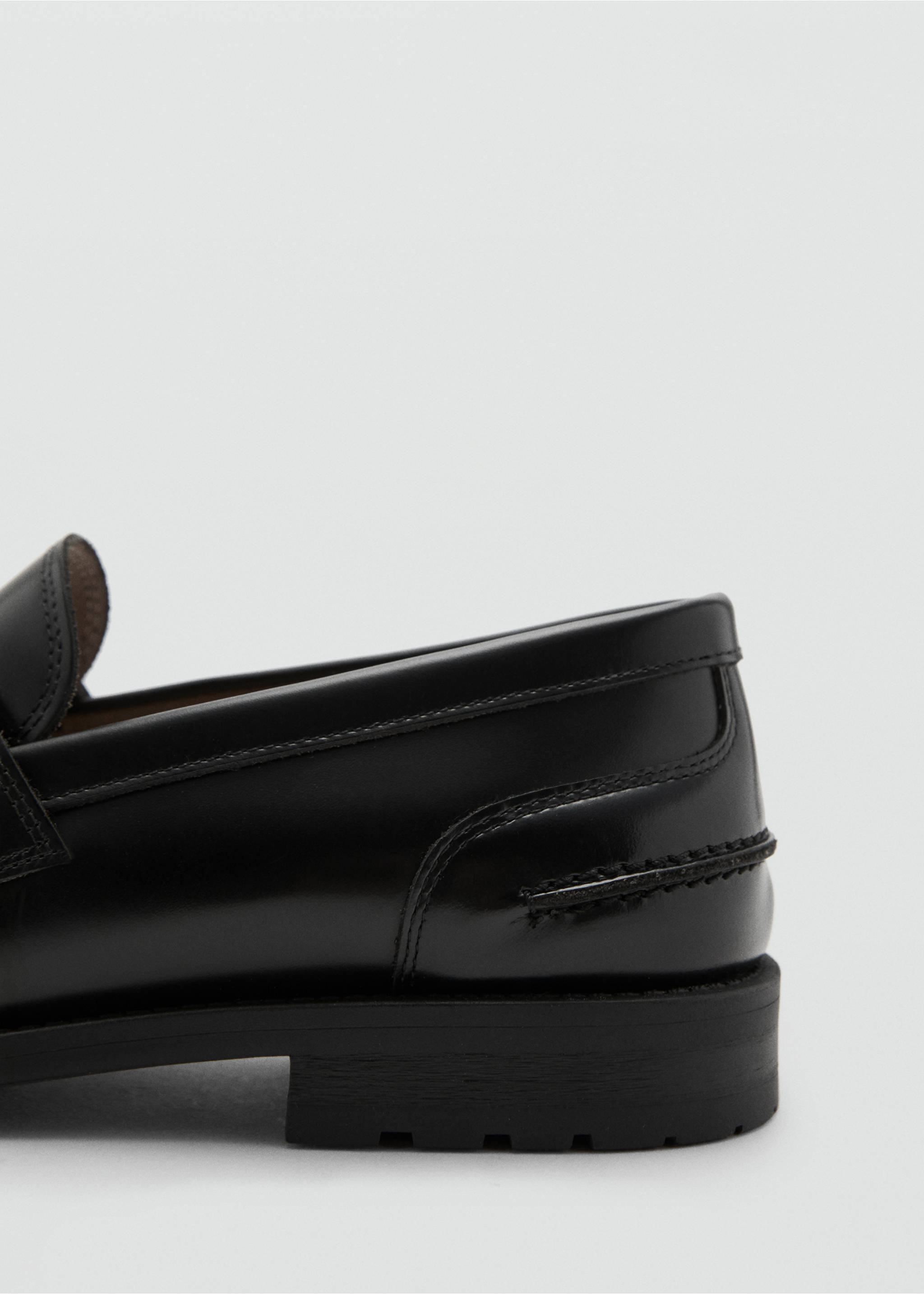 Leather penny loafers - Details of the article 1, Black. Ref: 17096000-00.