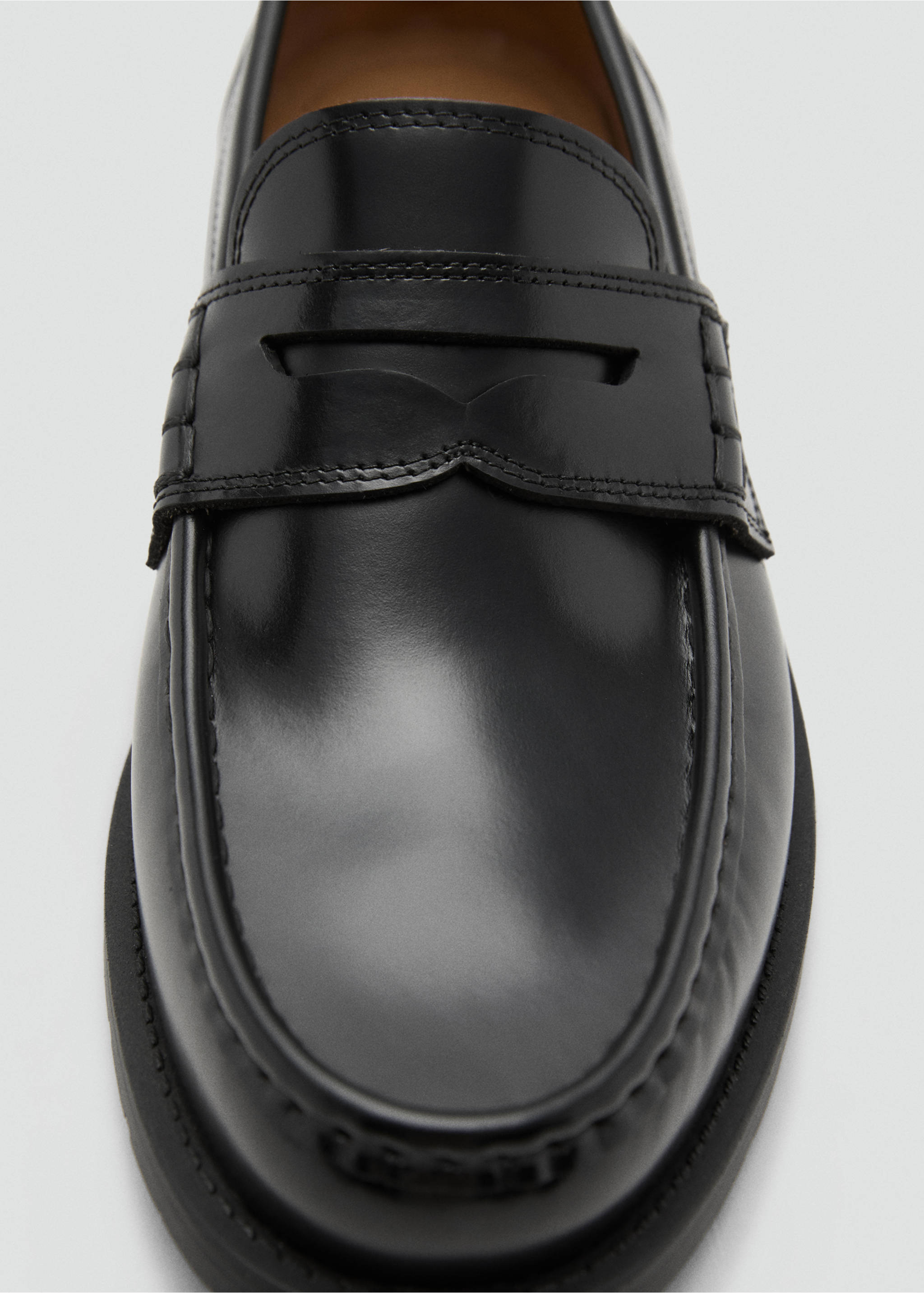 Leather penny loafers - Details of the article 2, Black. Ref: 17096000-00.