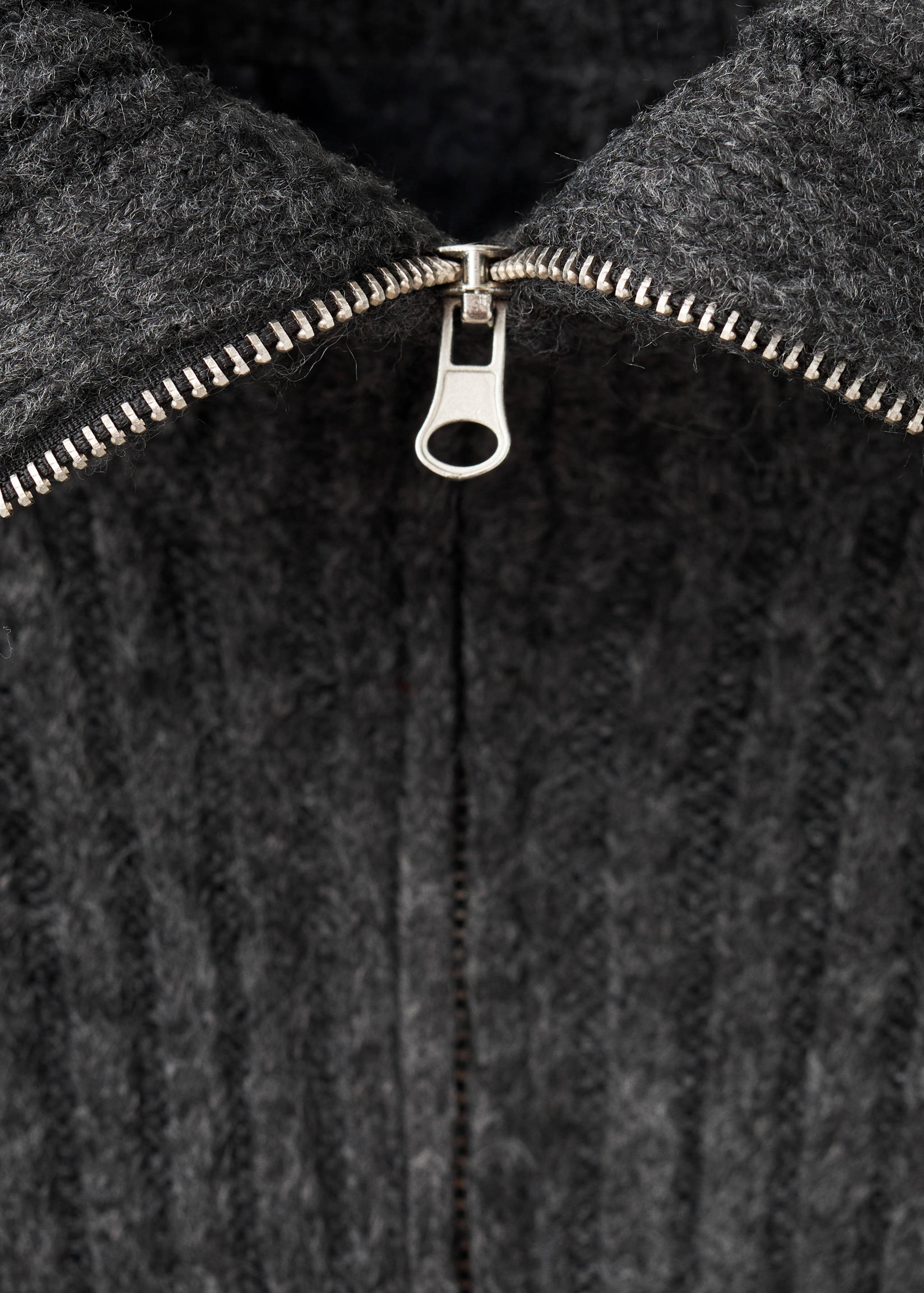 Zipped knit cardigan - Details of the article 8