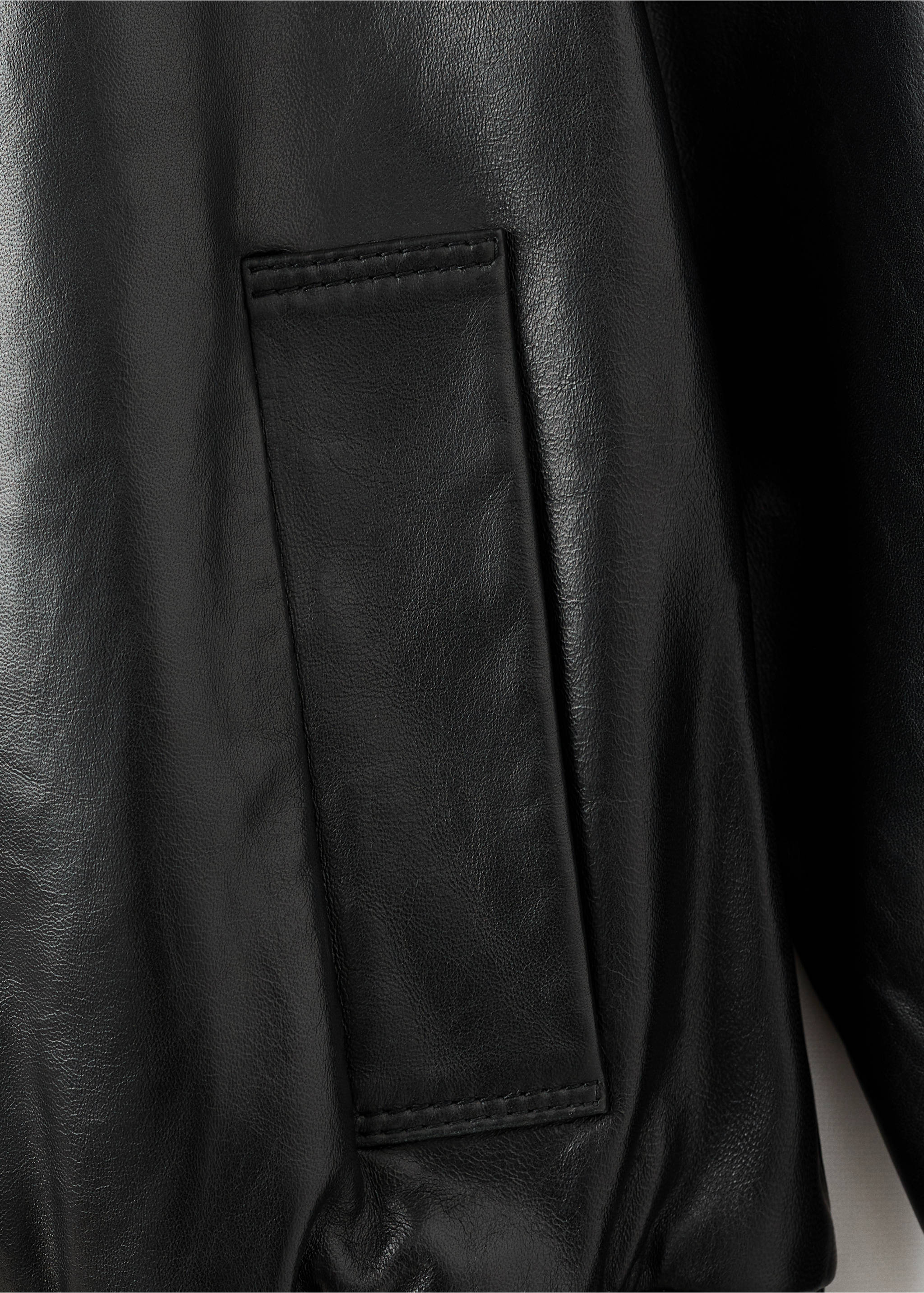 Jaqueta bomber 100% pell - Detall de l'article 0, Negre. Ref: 17096342-00.