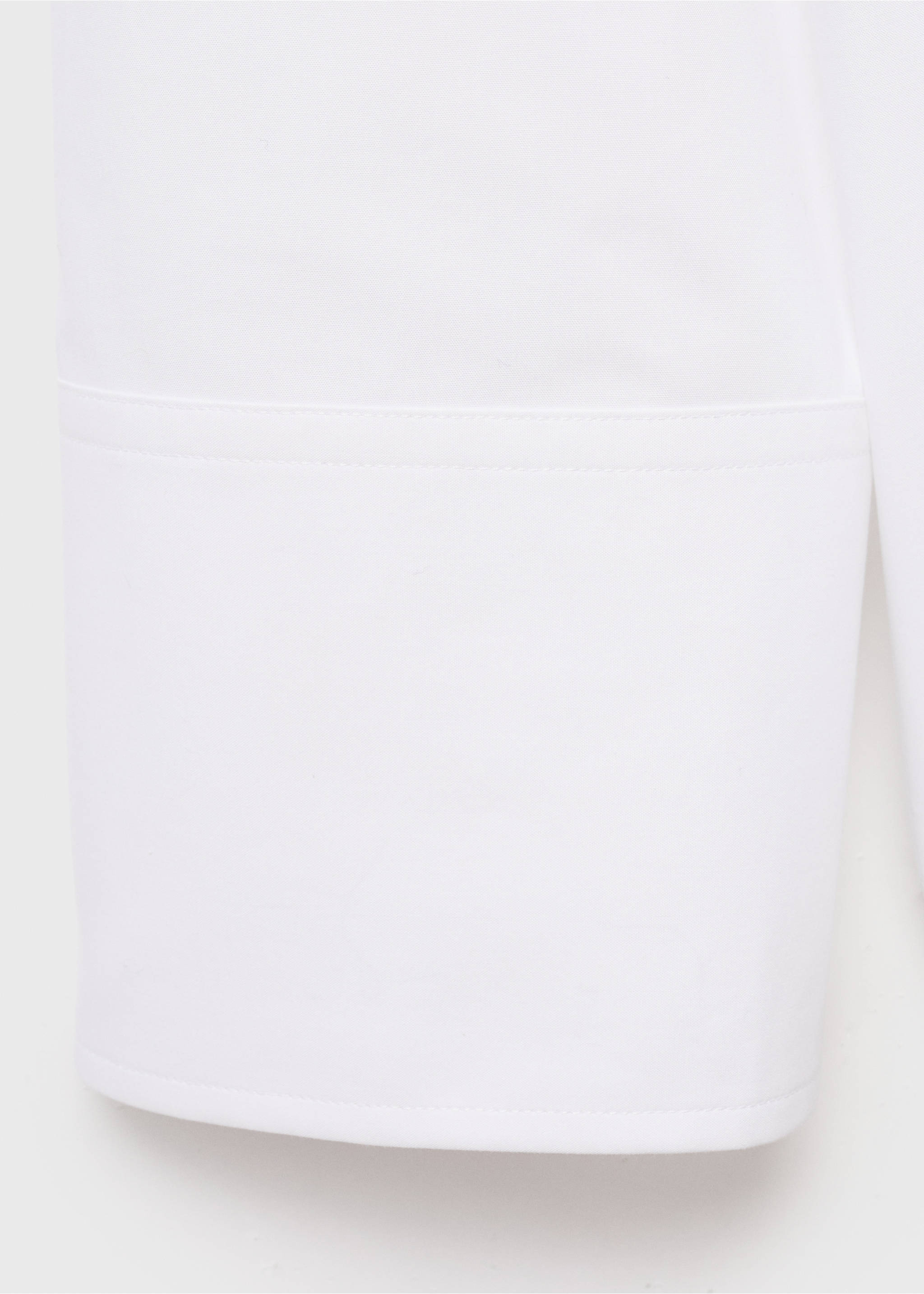 Oversize poplin shirt - Details of the article 0, White. Ref: 17096359-00.