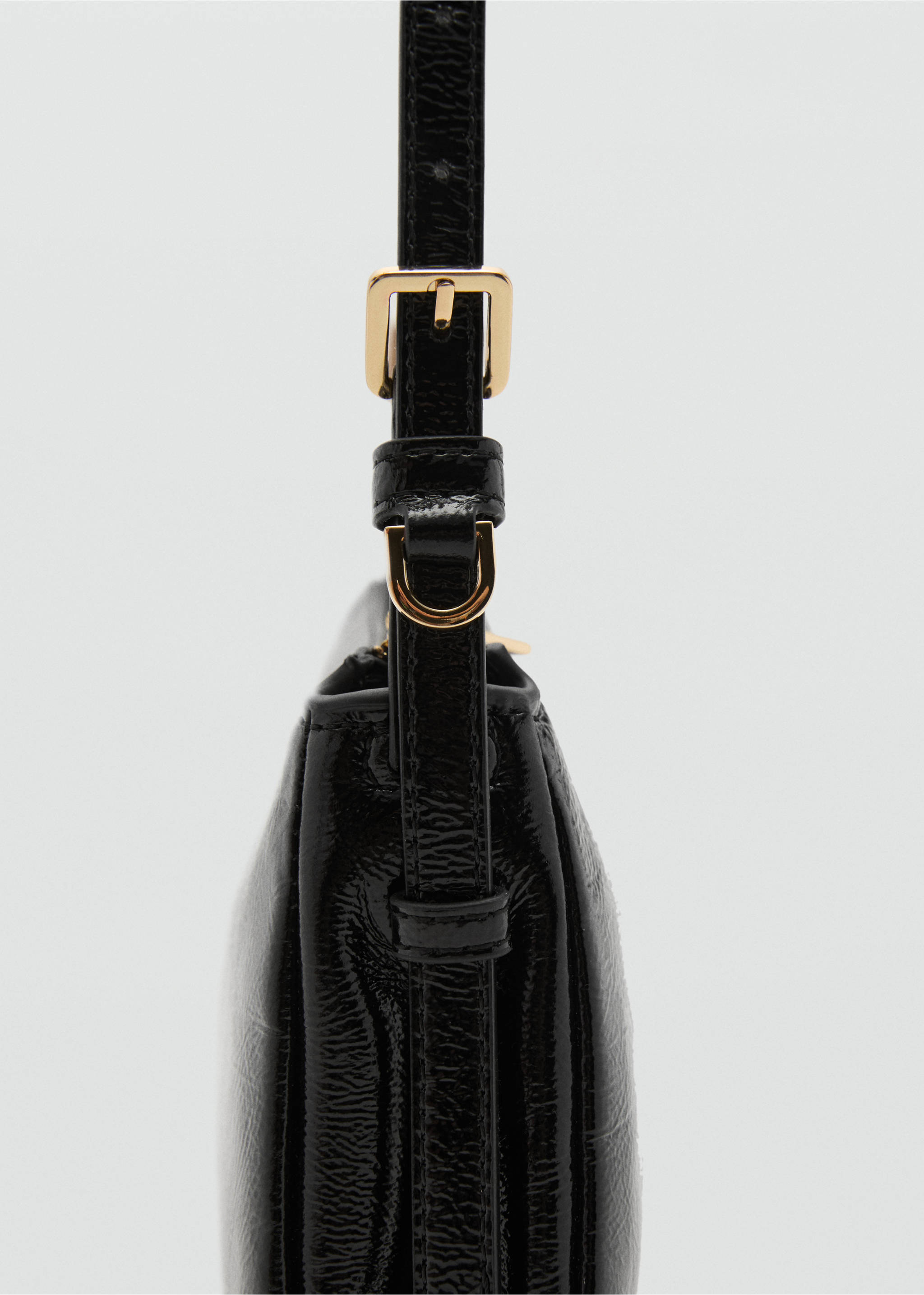 Shiny shoulder bag - Details of the article 1, Black. Ref: 17096739-00.