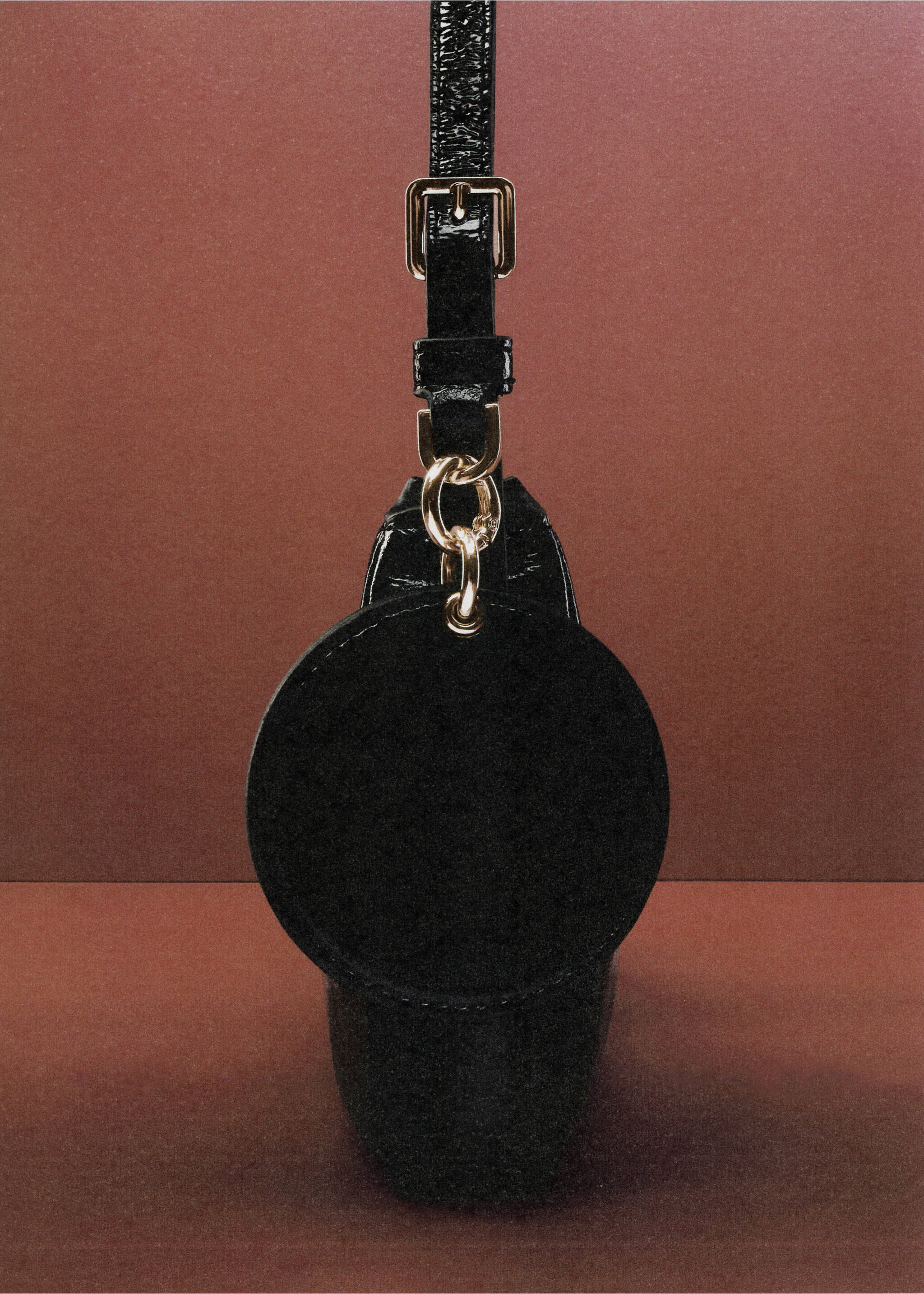Shiny shoulder bag - Details of the article 6, Black. Ref: 17096739-00.