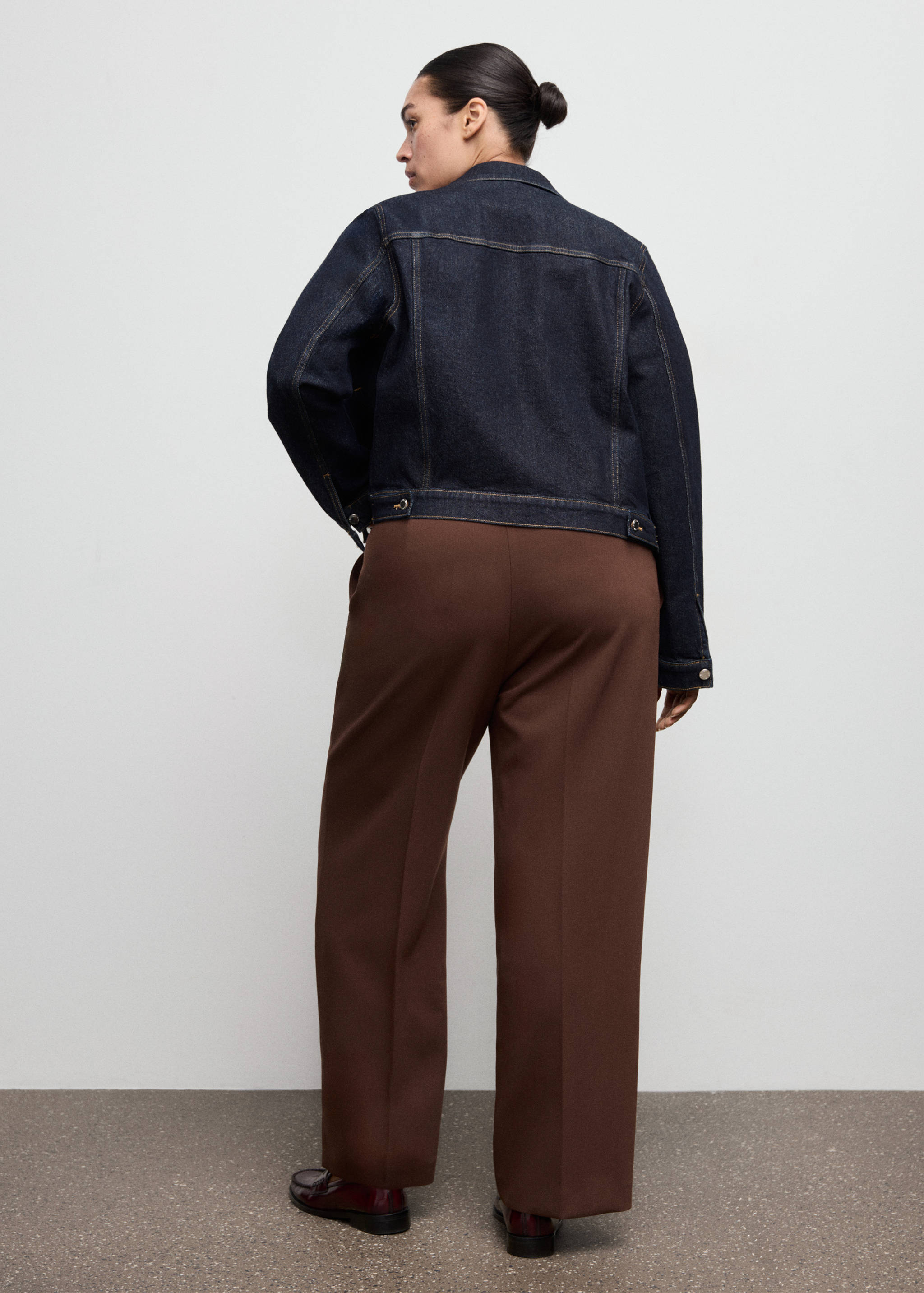 High-waist straight trousers - Details of the article 4
