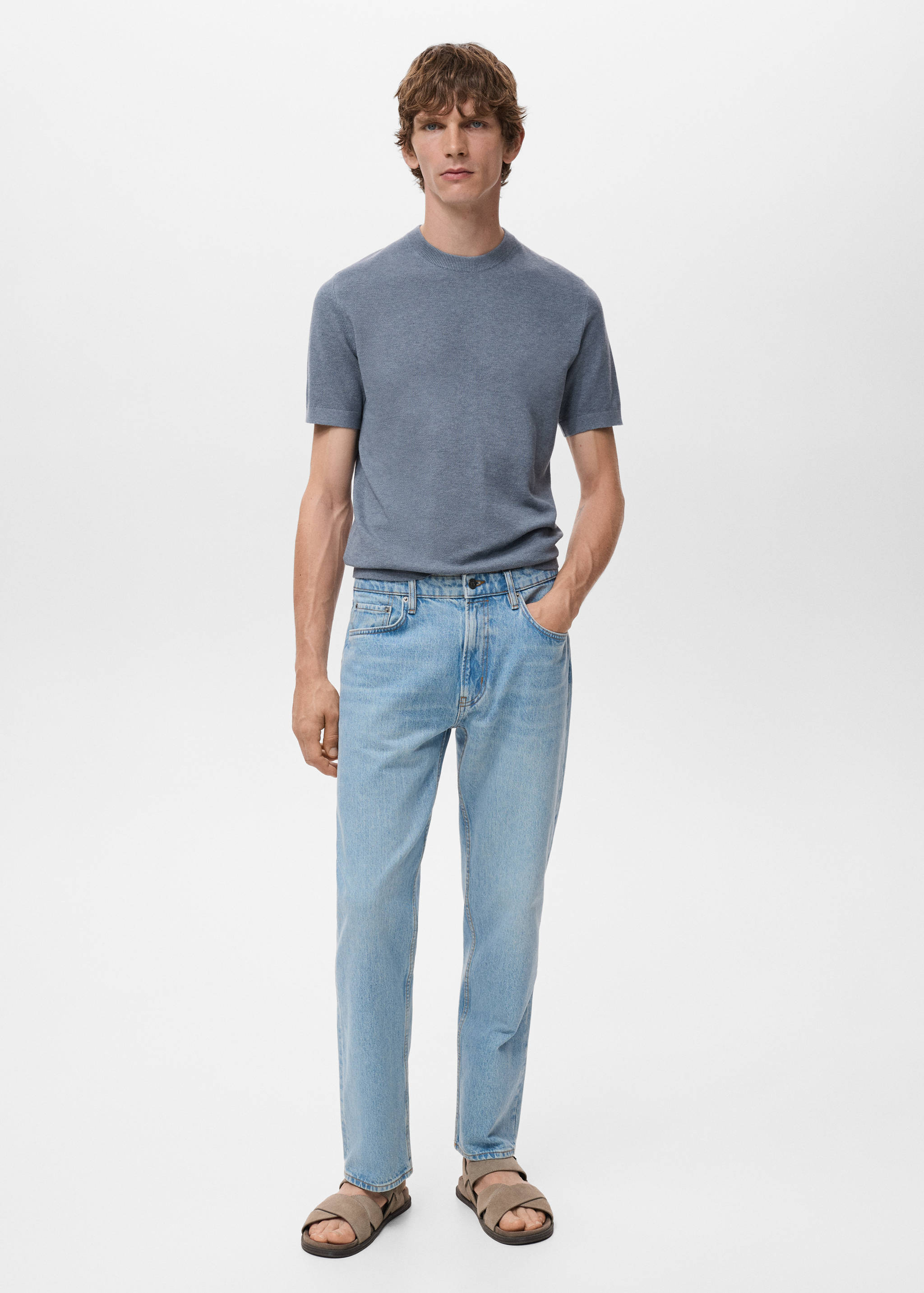 Finstickad t-shirt i bomull - Allmän bild