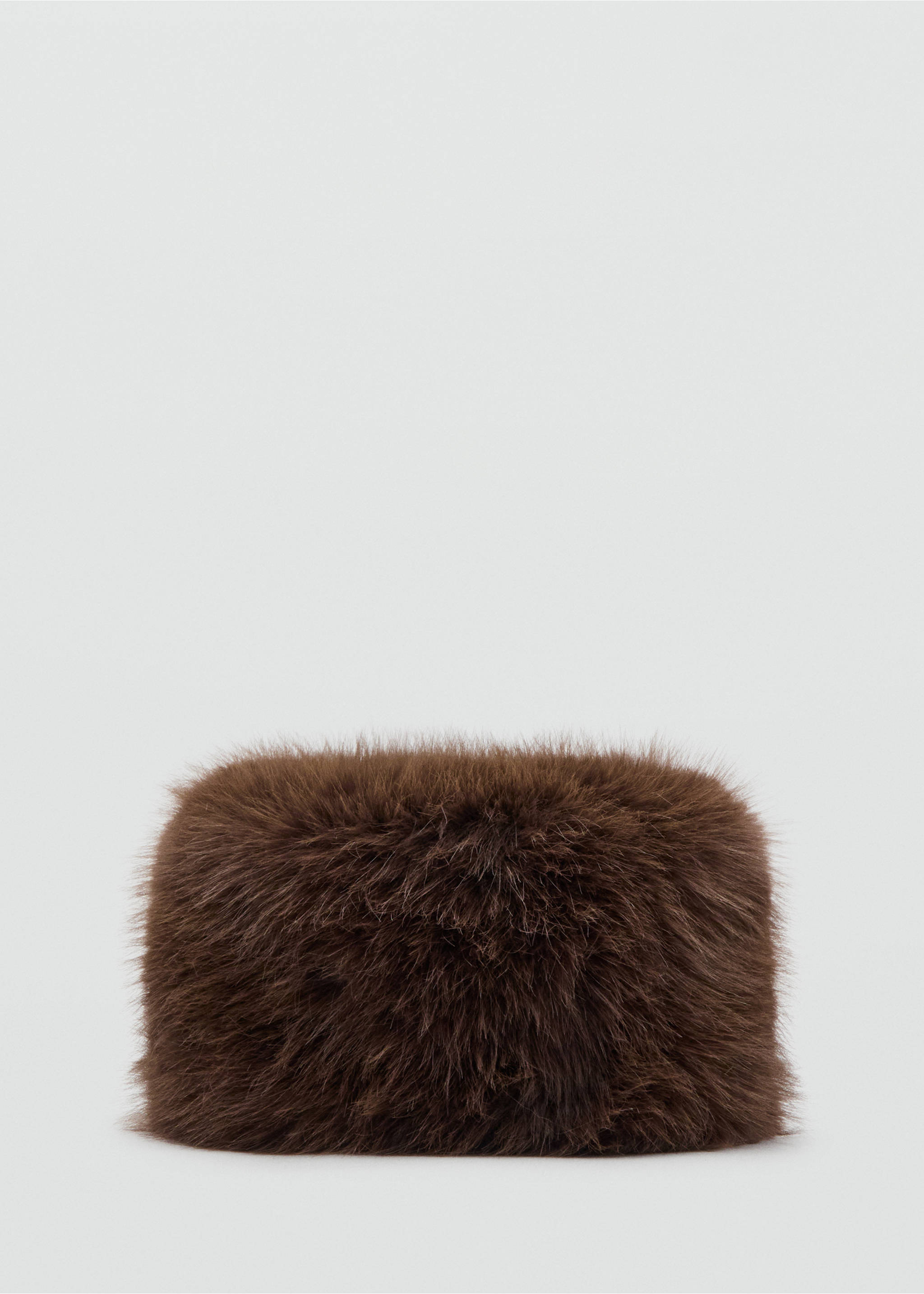 Faux-fur beanie - Article without model, Chocolate. Ref: 17097767-00.