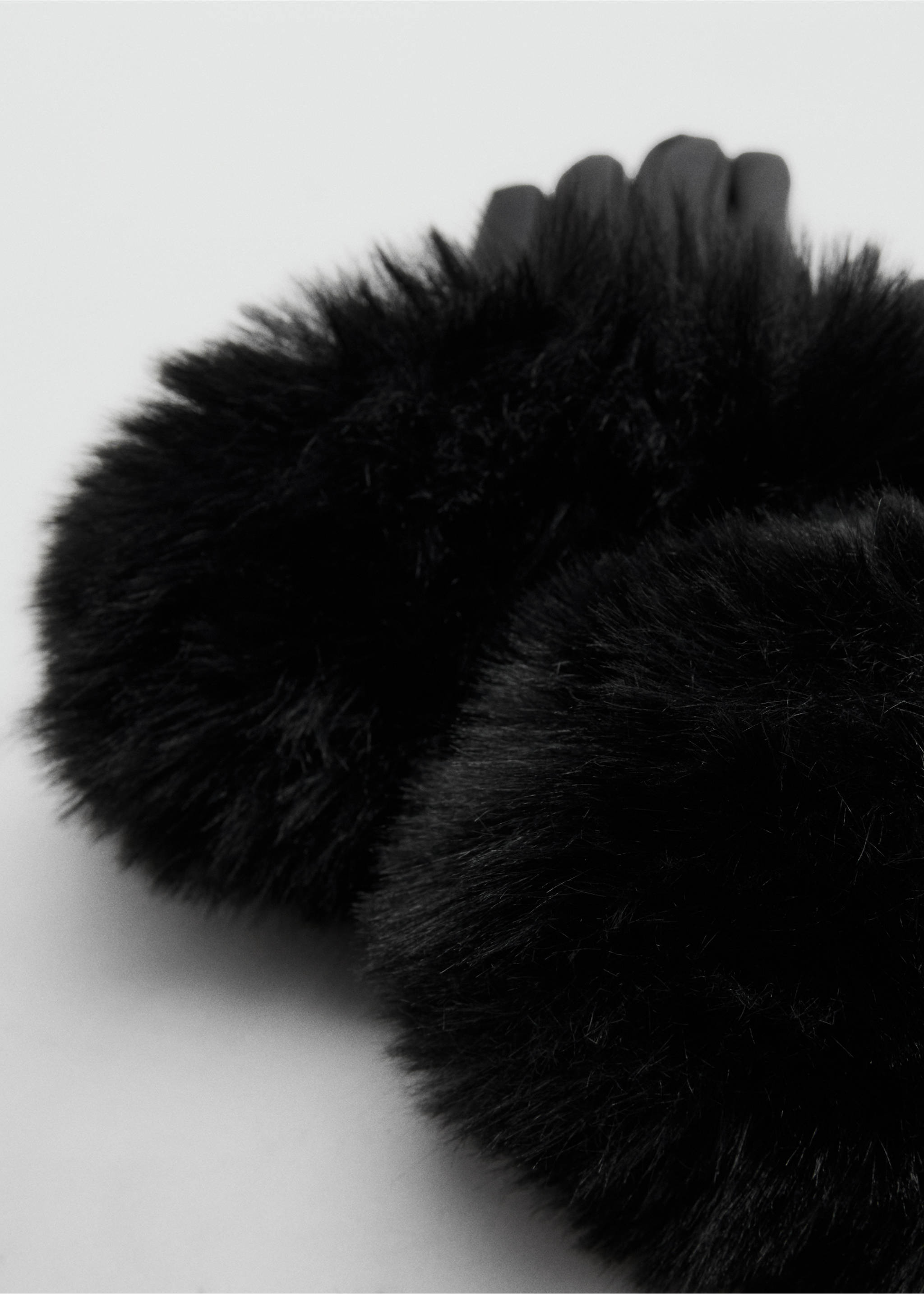 Combined hair gloves - Medium plane, Black. Ref: 17097768-00.