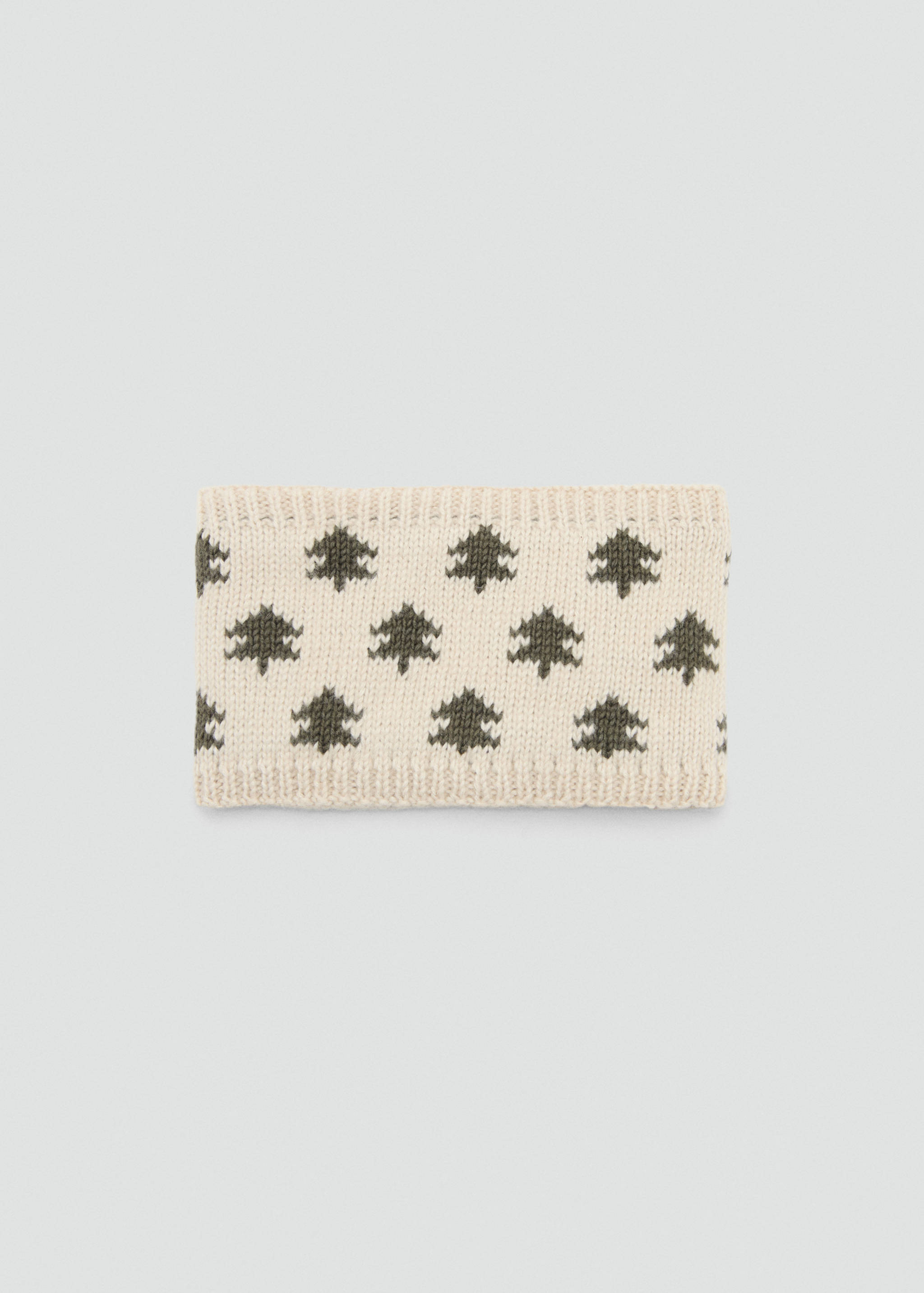 Embroidered knitted scarf - Article without model