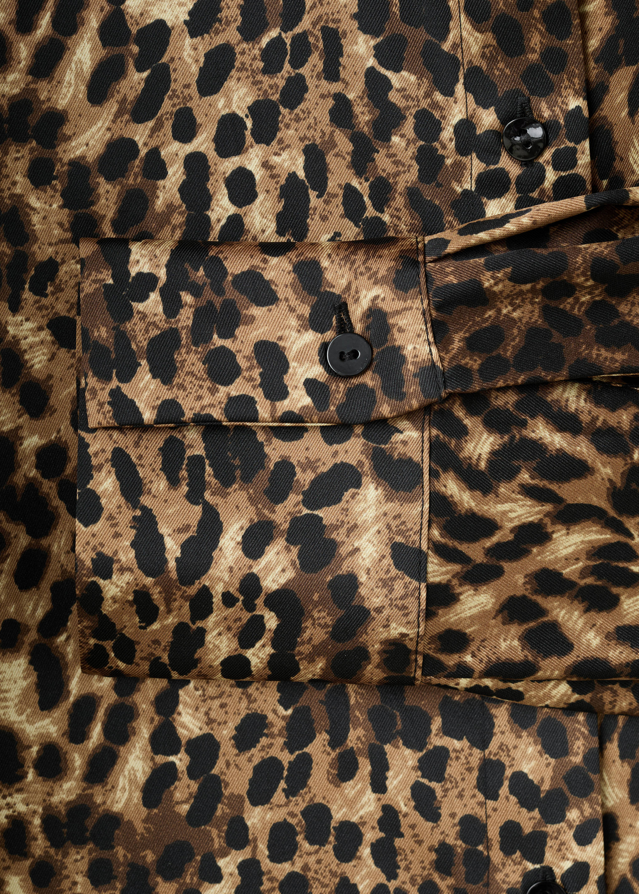 Leopardmönstrad satinskjorta - Detaljer om artikeln 8