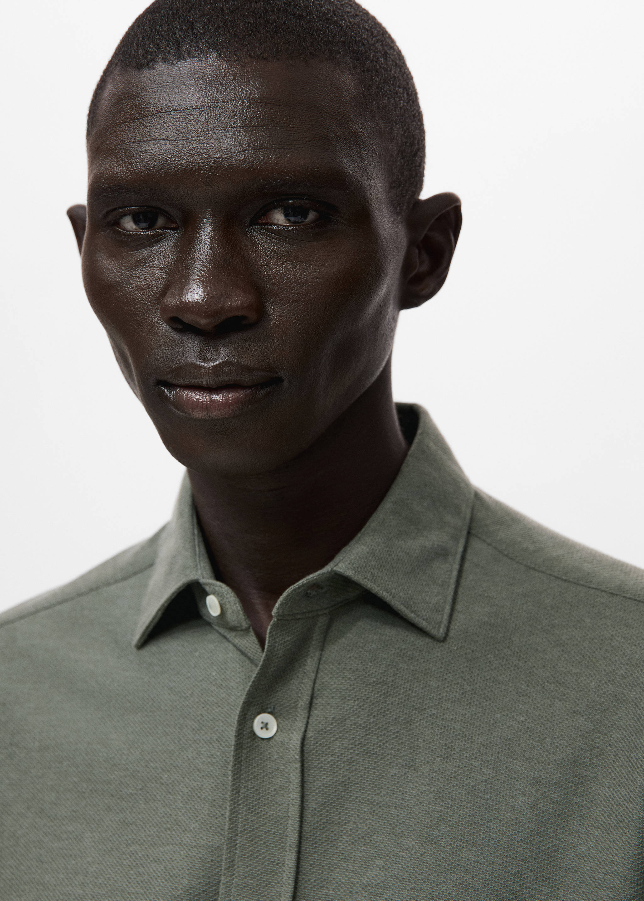 Slim Fit-Hemd aus 100 % Baumwolle - Detail des Artikels 1