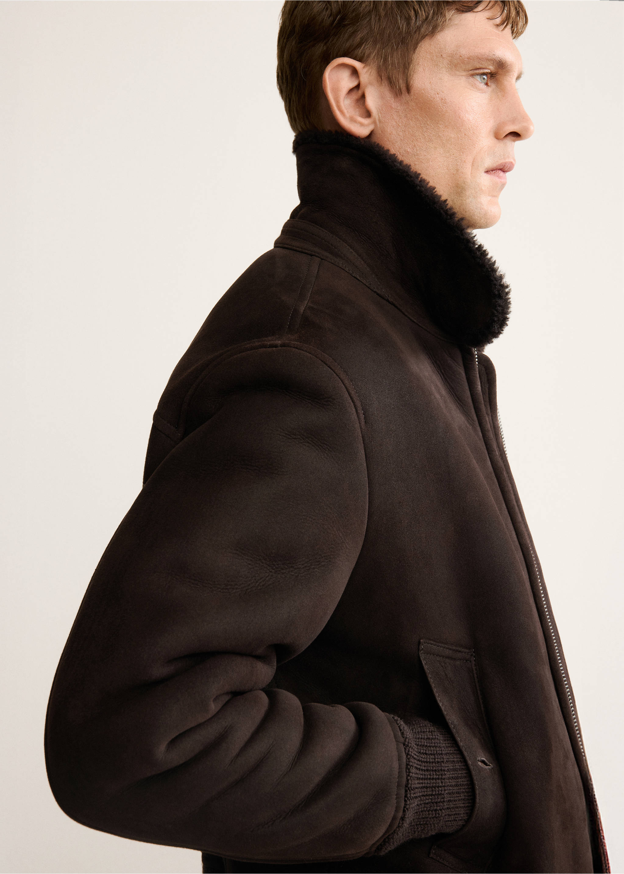 Blouson shearling 100 % daim - Détail de l'article 1, Marron. Ref: 17097897-00.