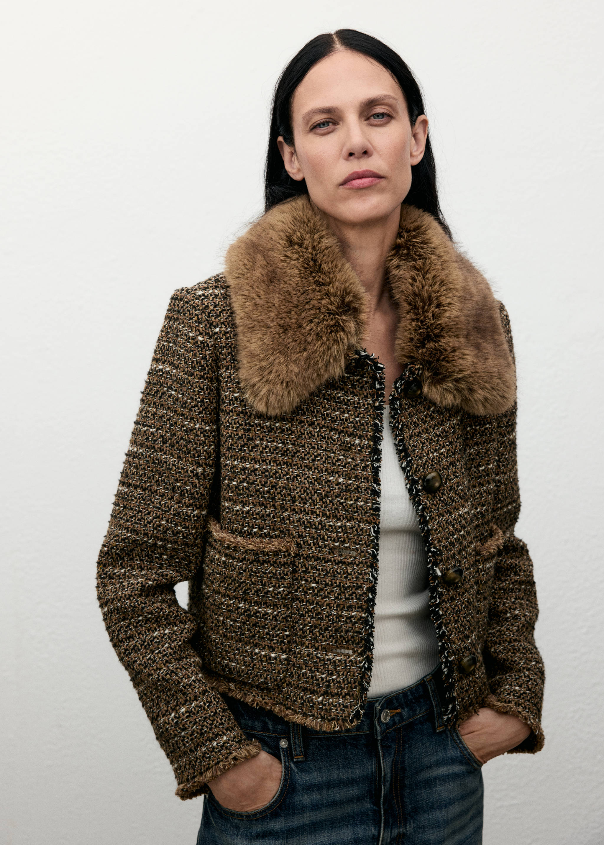 Tweedjacke mit Fellkragen - Mittlere Ansicht