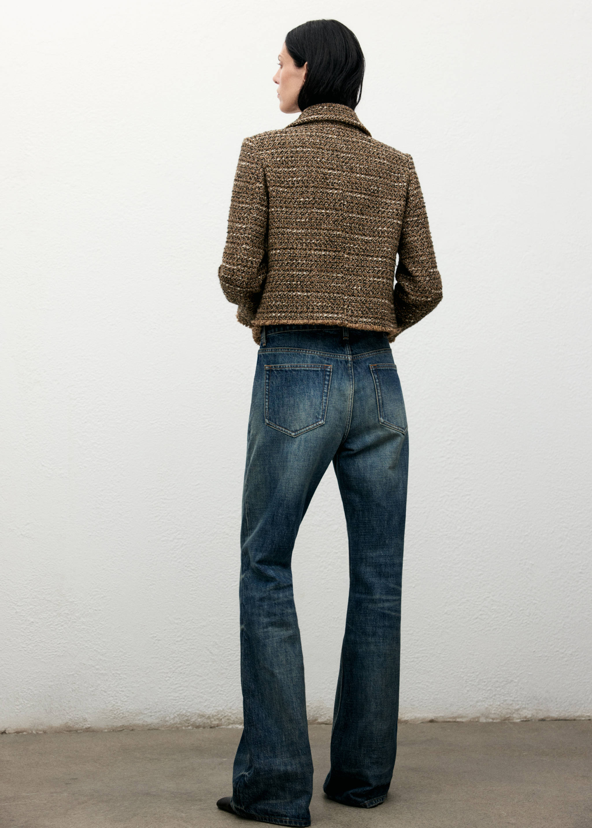 Tweedjacke mit Fellkragen - Rückseite des Artikels
