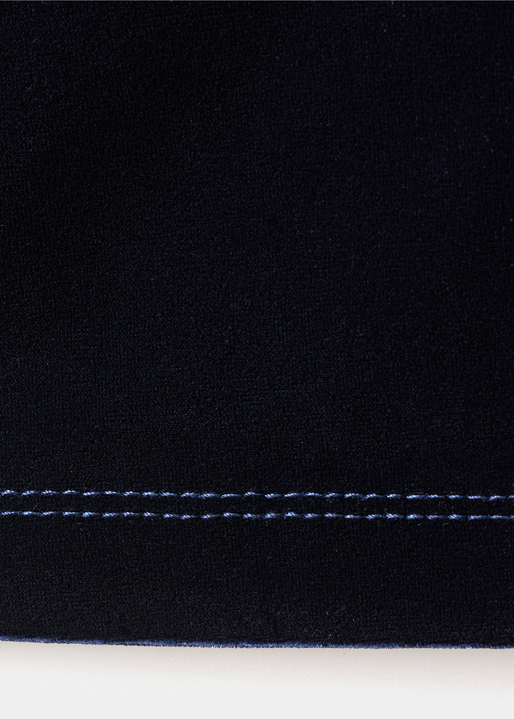 Halterneck-Kleid aus Samt - Detail des Artikels 0, Marineblau. Ref: 17098279-00.