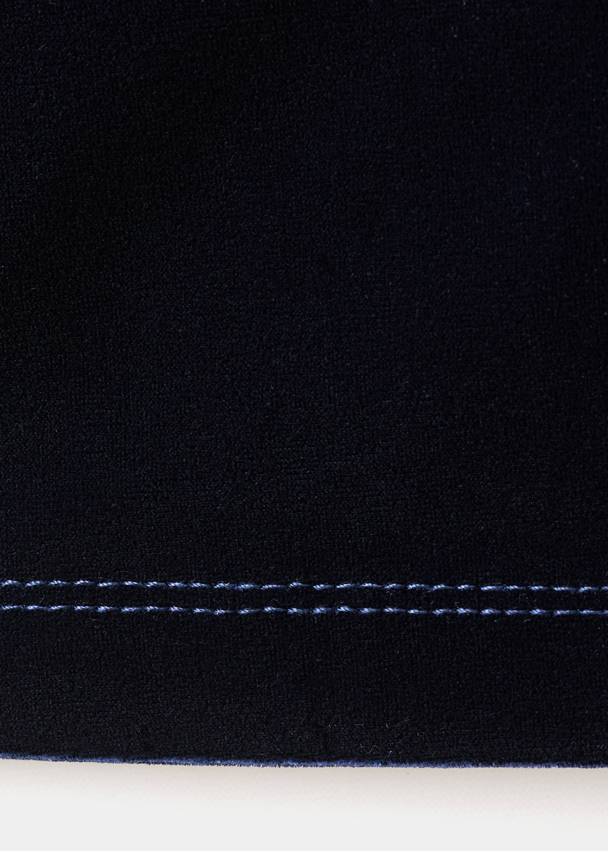 Halterneck-Kleid aus Samt - Detail des Artikels 0