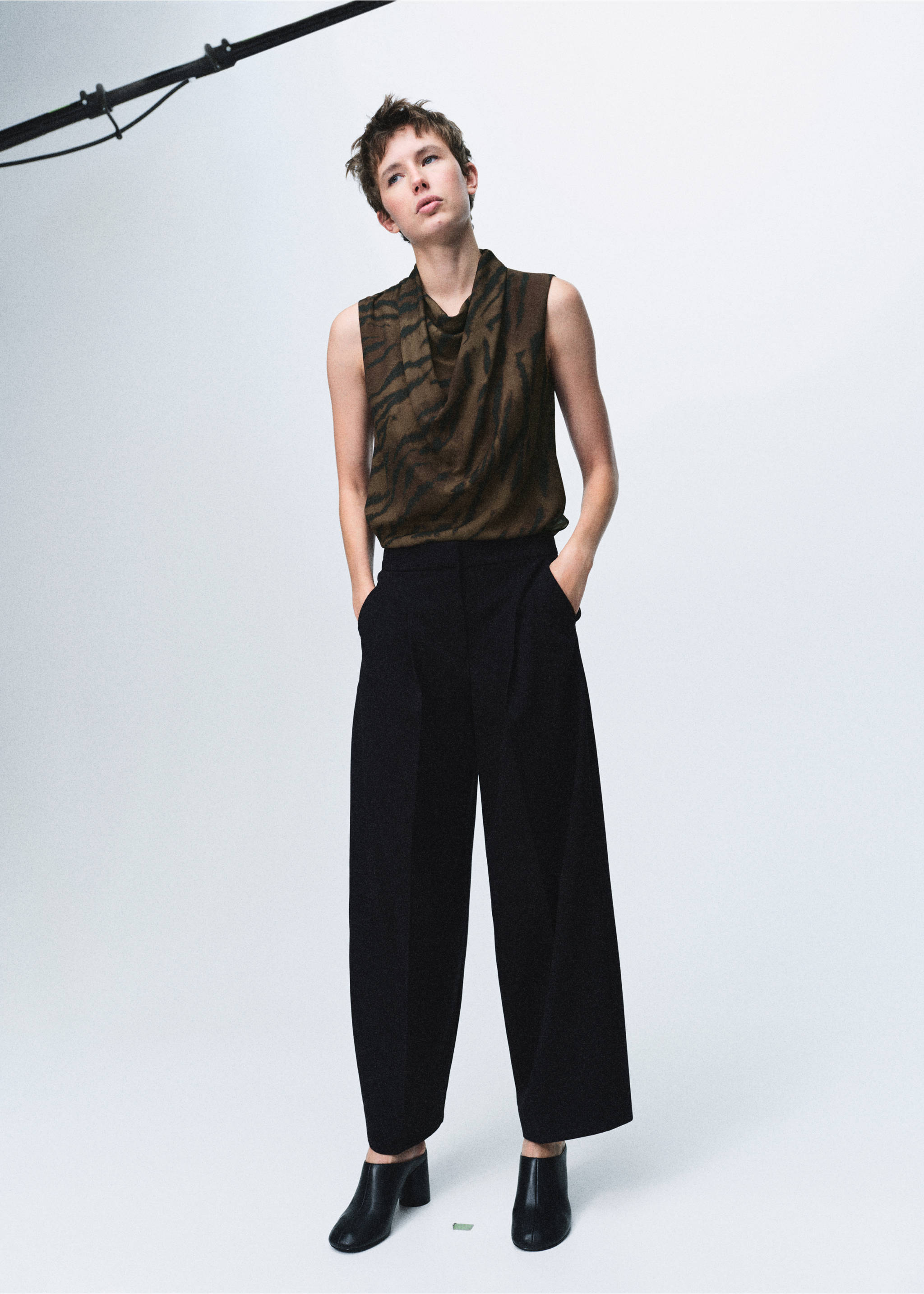 Animal-print blouse with draped collar - General plane, Brown. Ref: 17098290-00.