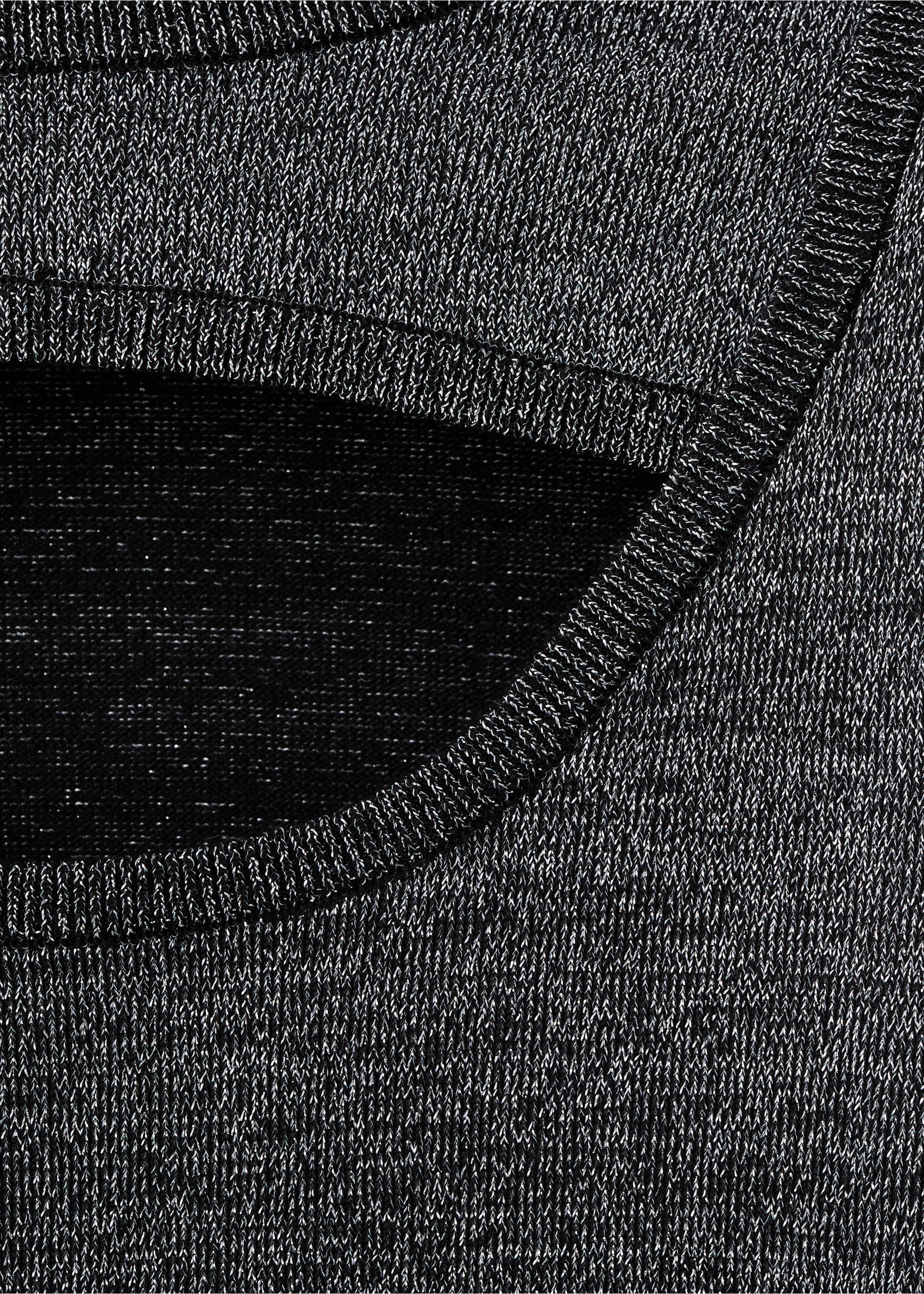 Sparkly top with opening - Details of the article 8, Silver. Ref: 17098635-00.