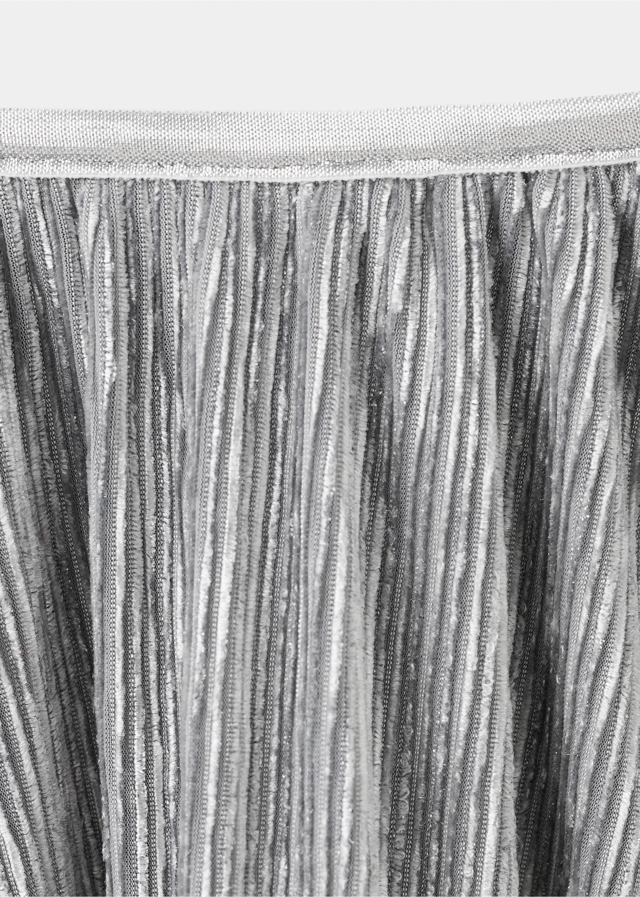 Faldilla metal·litzada prisada - Detall de l'article 0, Gris antracita. Ref: 17099095-00.