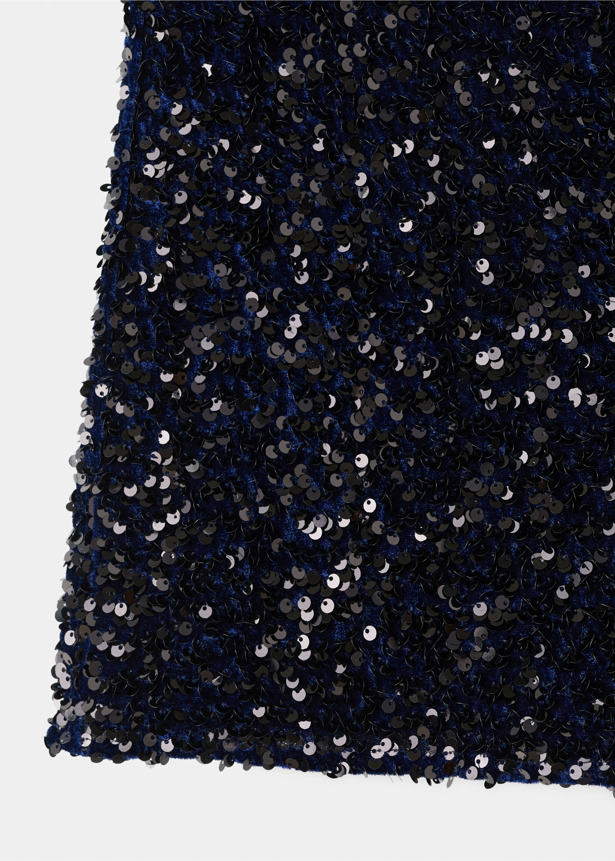 Detalle del tejido de los shorts de lentejuelas en azul oscuro., Azul marino. Ref: 17099112-00.