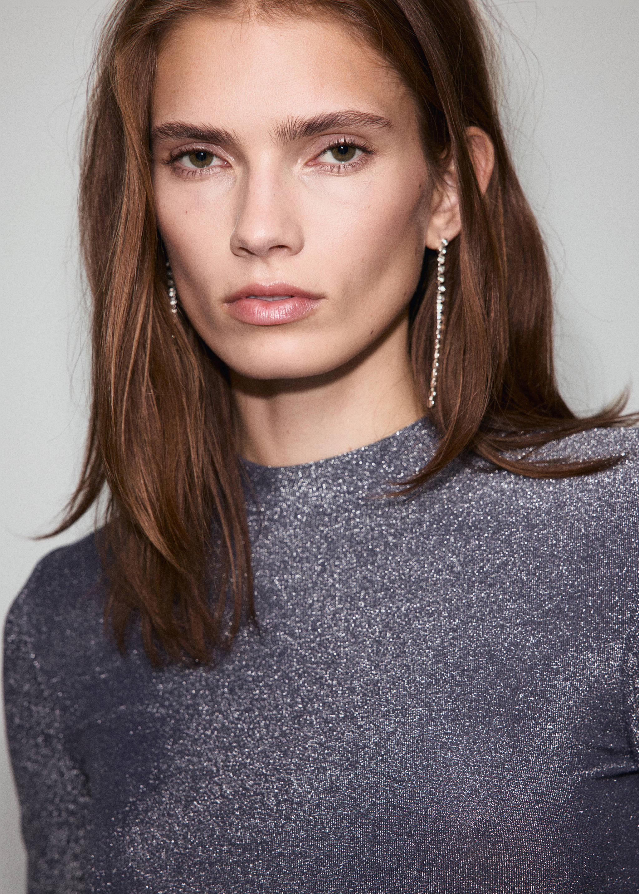 Lurex-T-Shirt mit halbhohem Kragen - Detail des Artikels 1