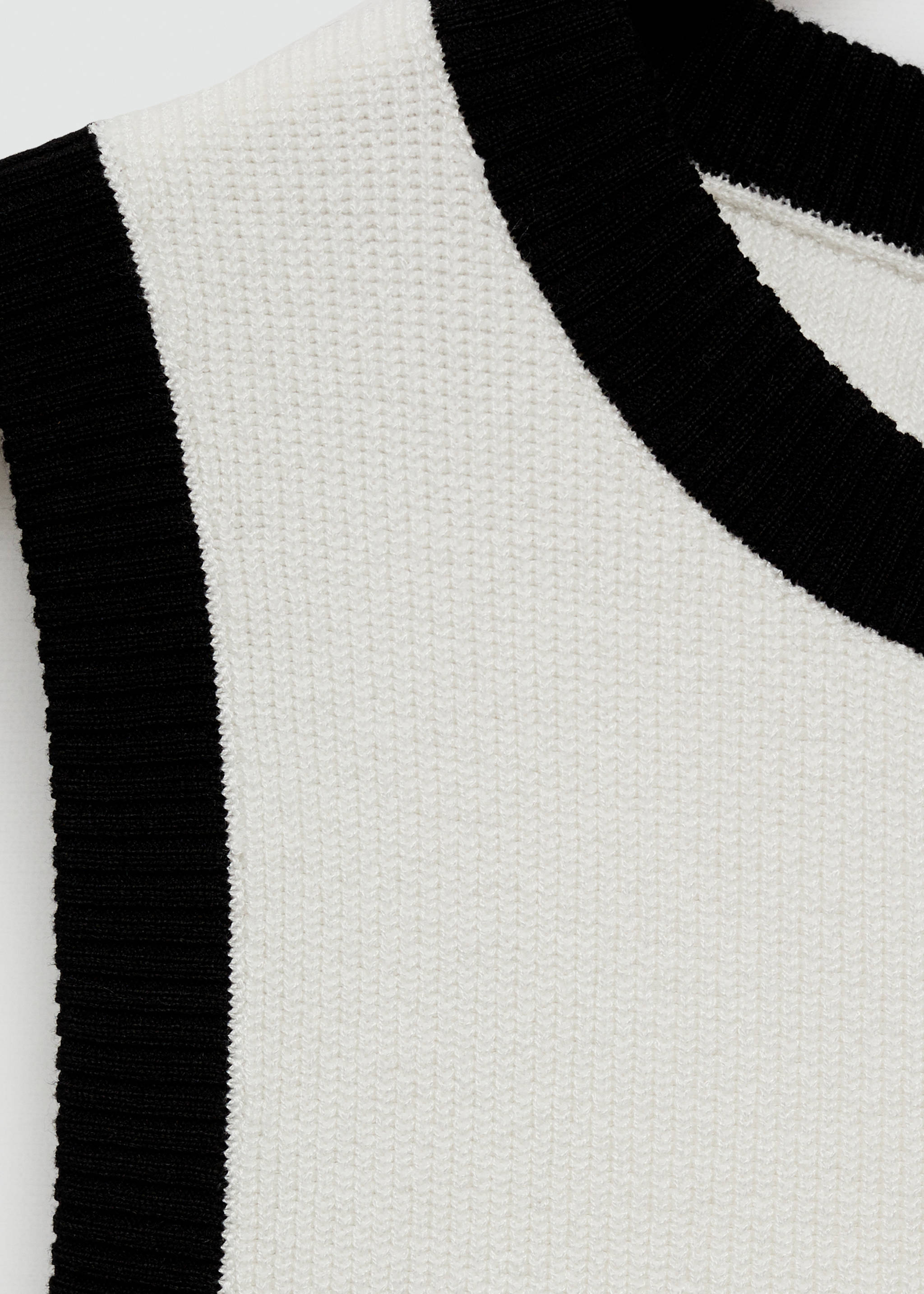 Stickad topp kontrastbårder - Detaljer om artikeln 8